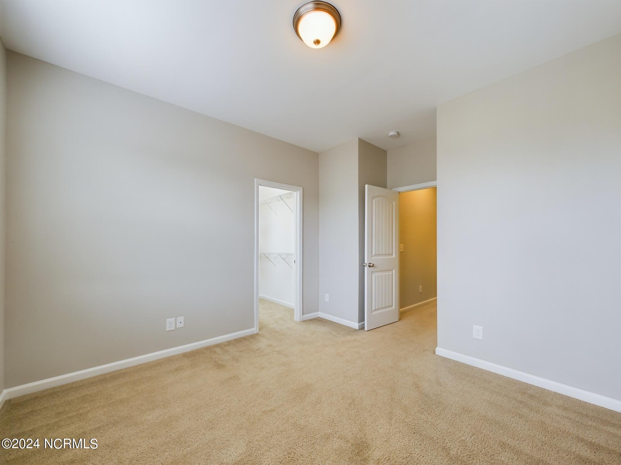 311 Scotlow Way Property Photo 44