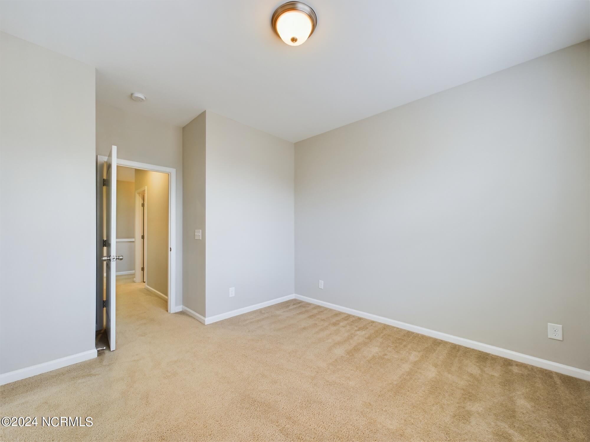 311 Scotlow Way Property Photo 45