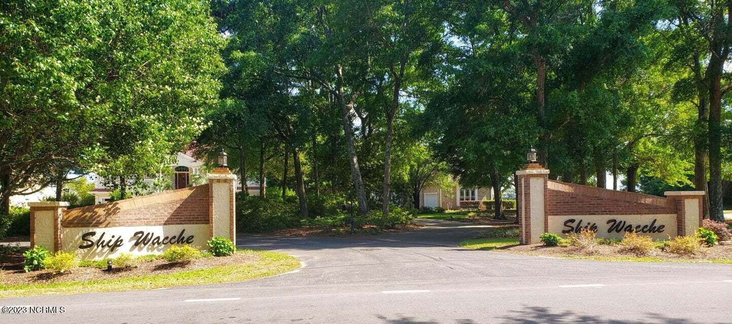 1878 Goose Creek Road Property Photo 20