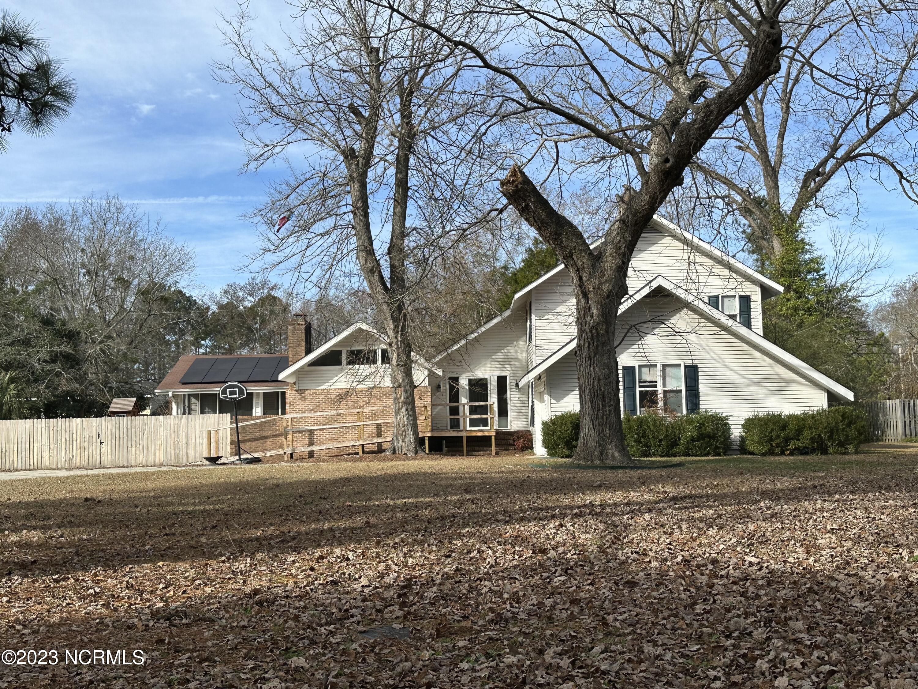 707 Highland Drive Property Photo 1