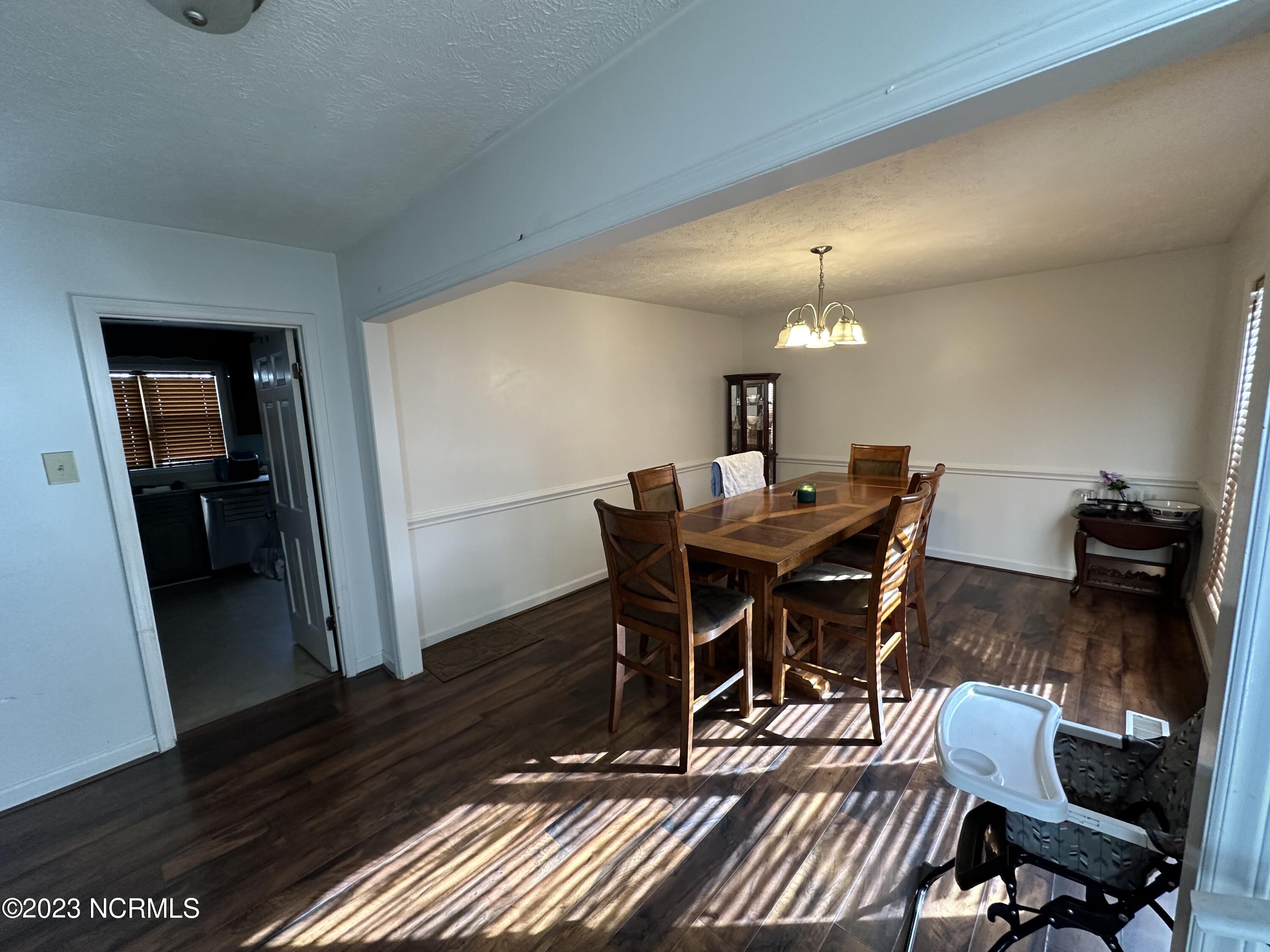 707 Highland Drive Property Photo 6