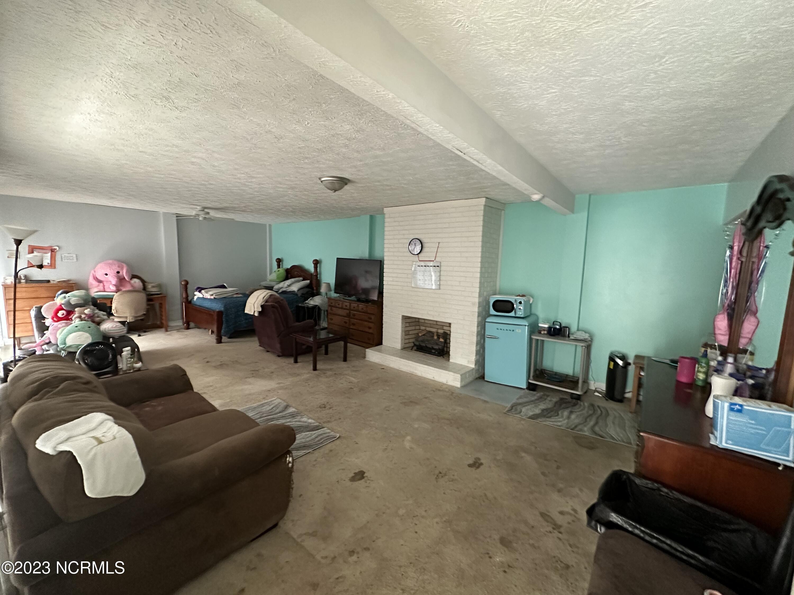 707 Highland Drive Property Photo 15