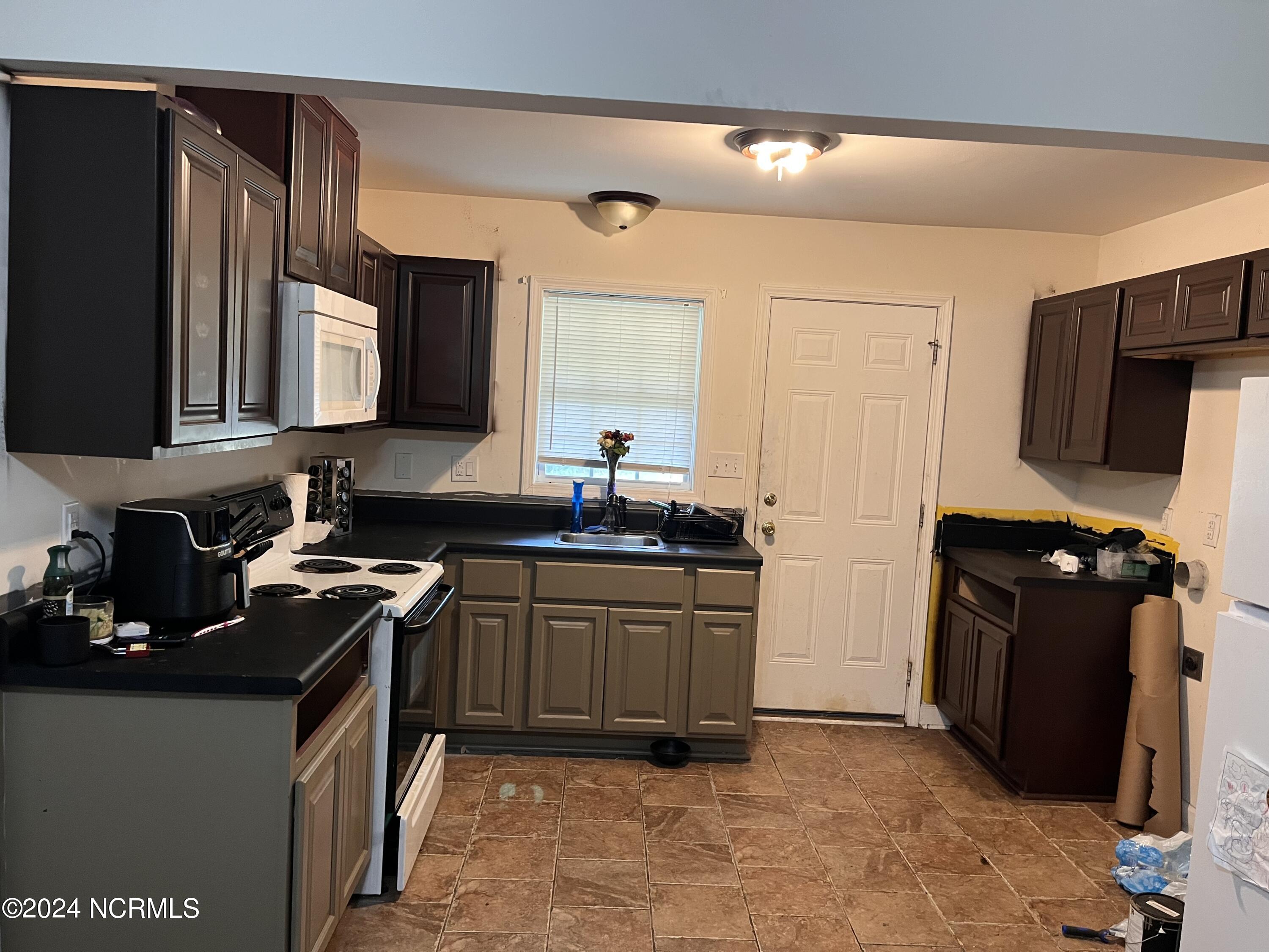 606 Roosevelt Avenue Property Photo 7