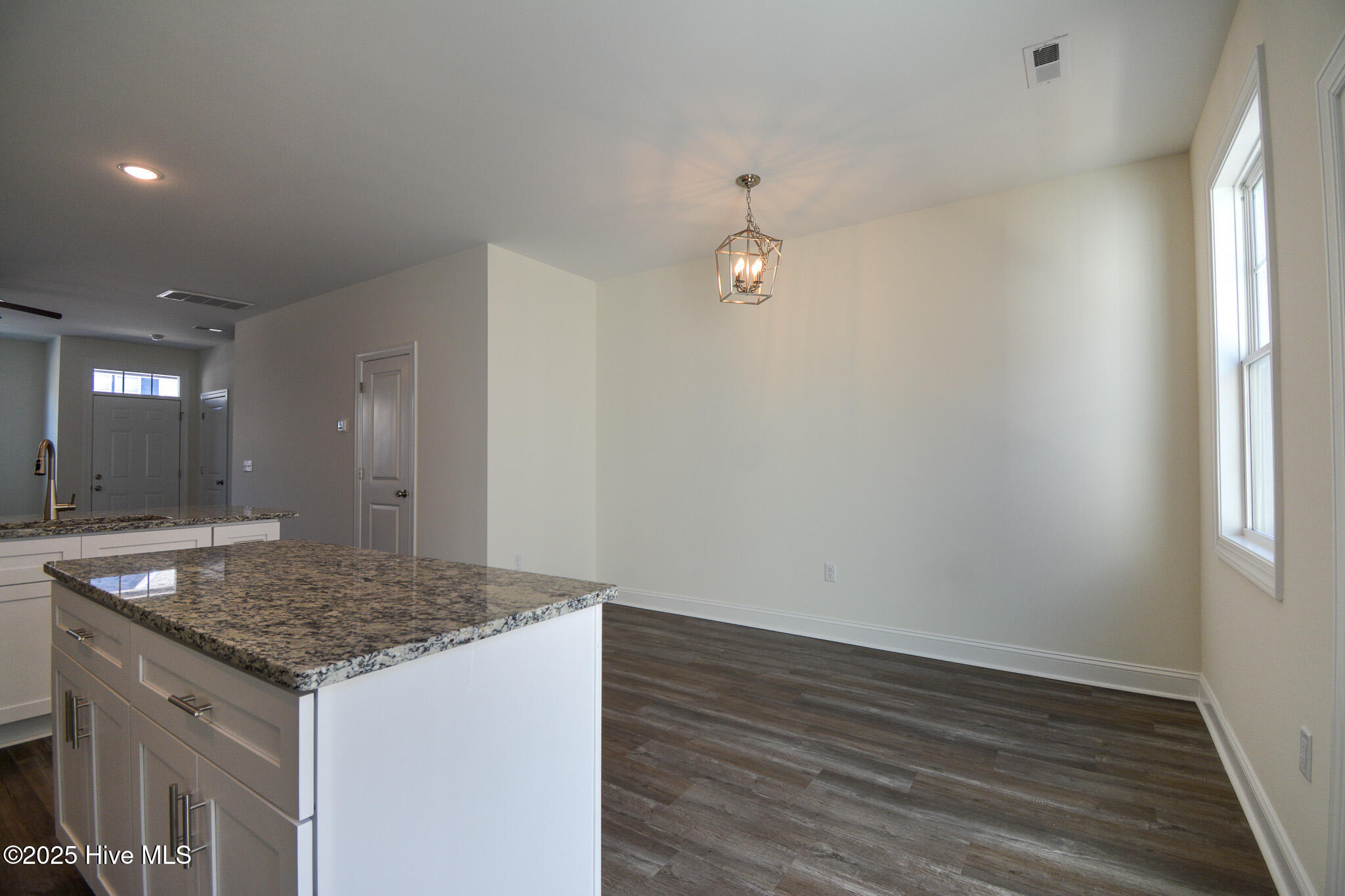 319 Starfish Lane Property Photo 12