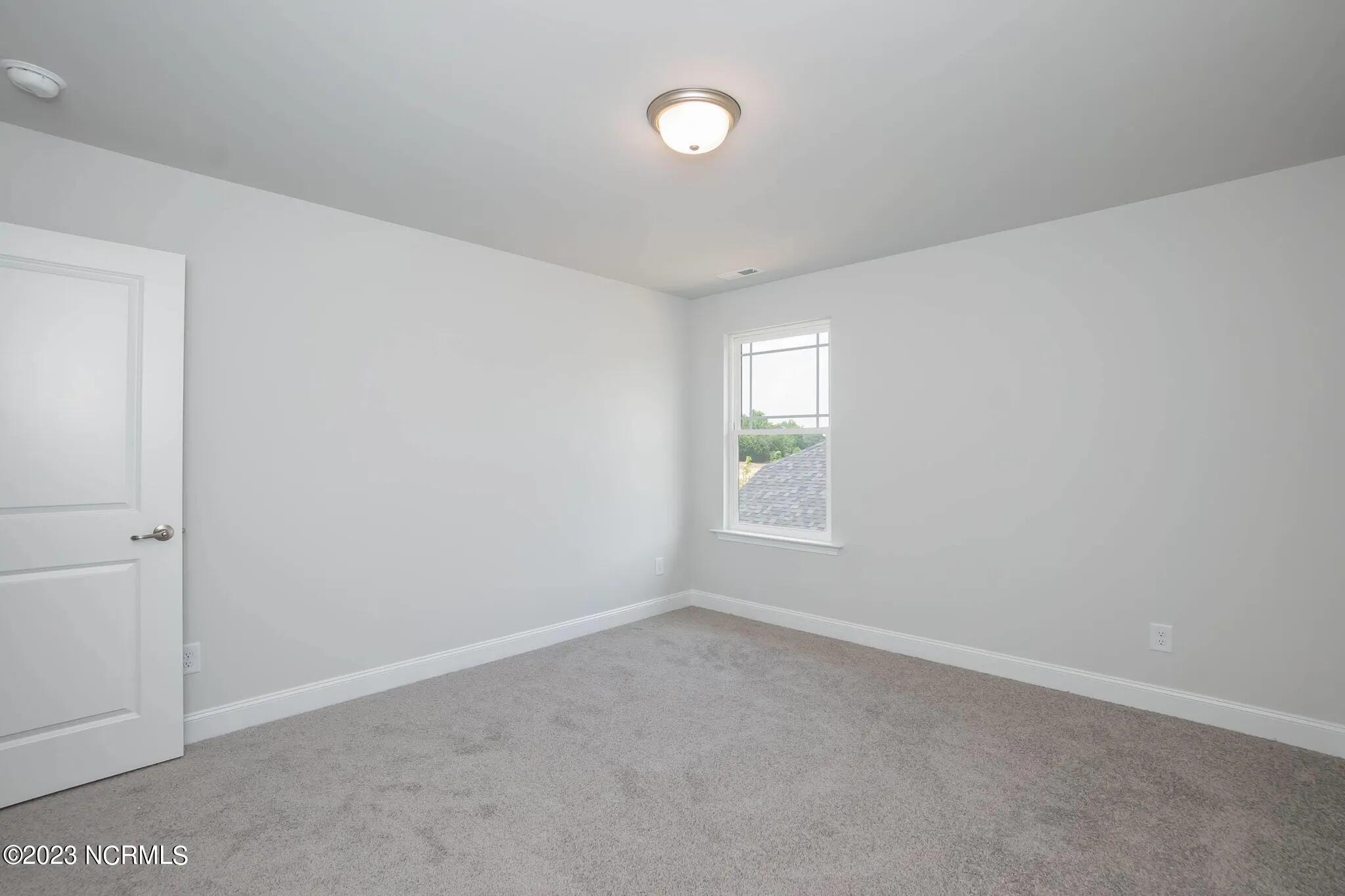 337 Eliza Way Property Photo 5
