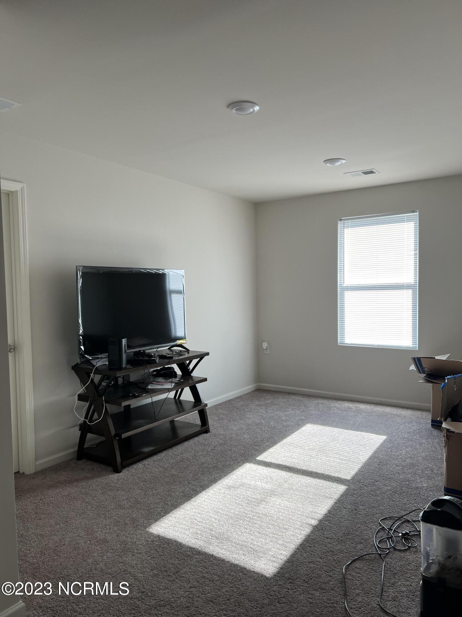 2419 Ben Hogan Circle Circle Property Photo 8