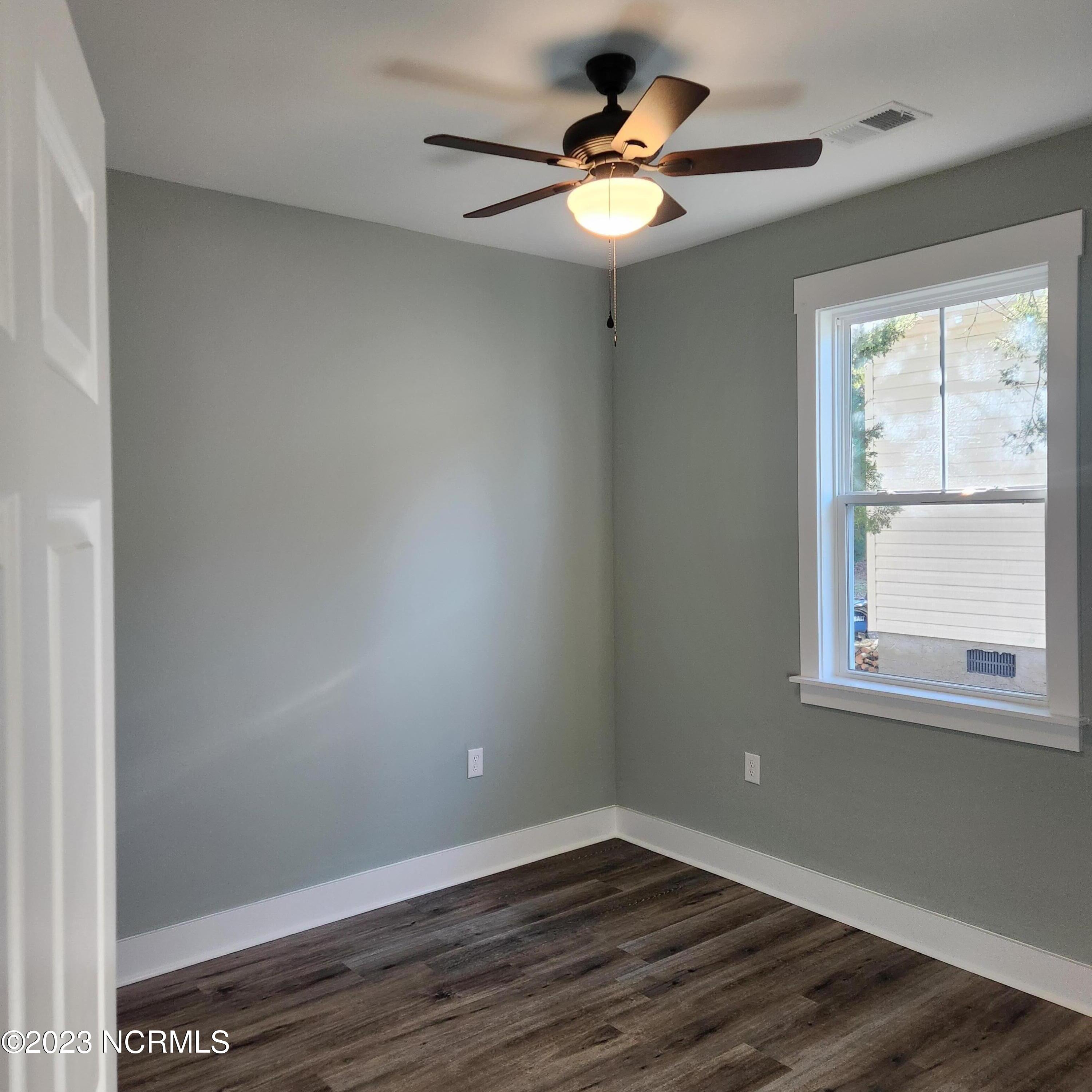 1583 Eyota Drive Property Photo 6