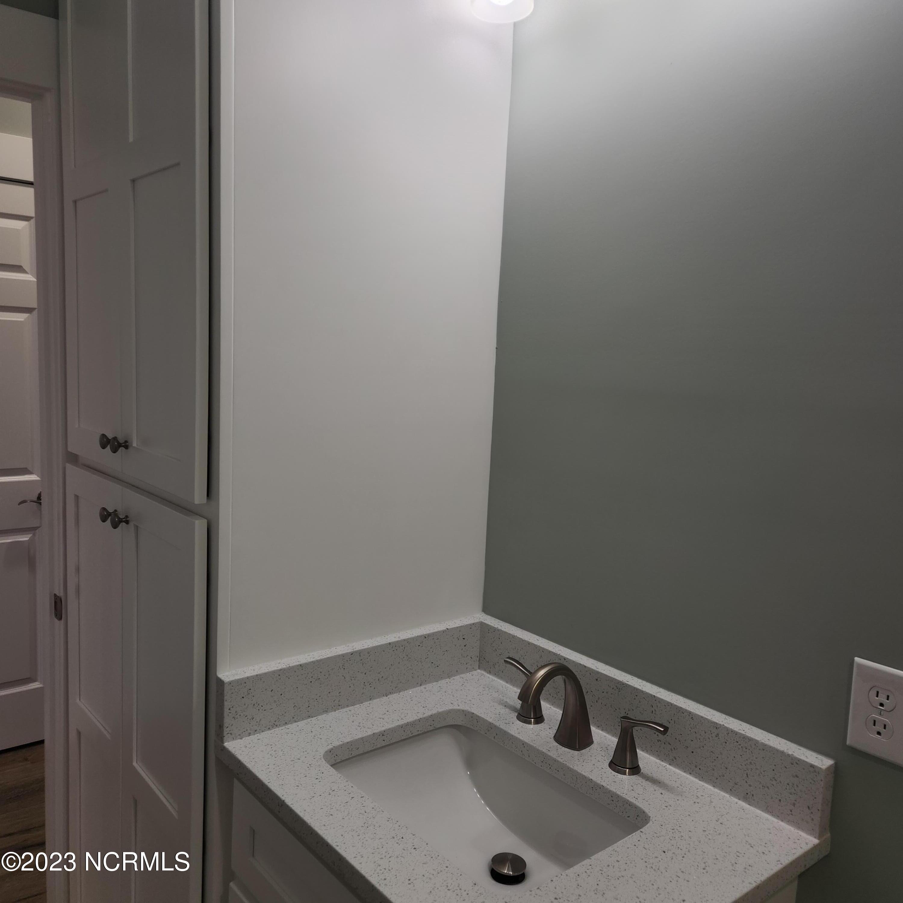 1583 Eyota Drive Property Photo 7