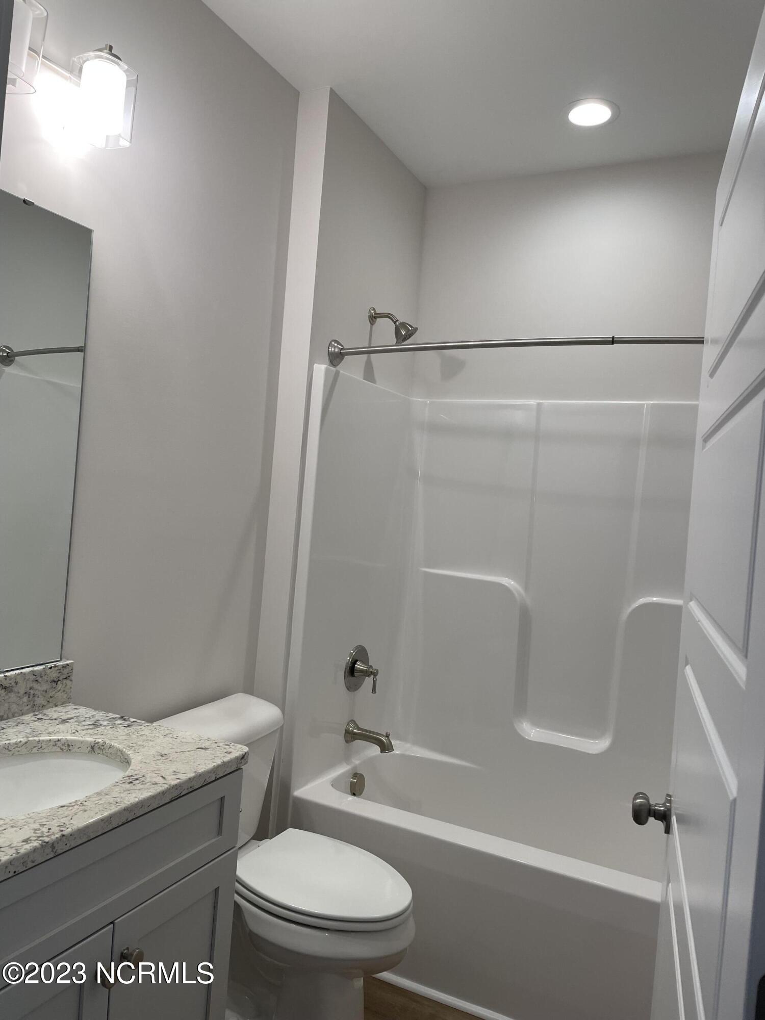 1128 Coral Reef Drive Property Photo 17