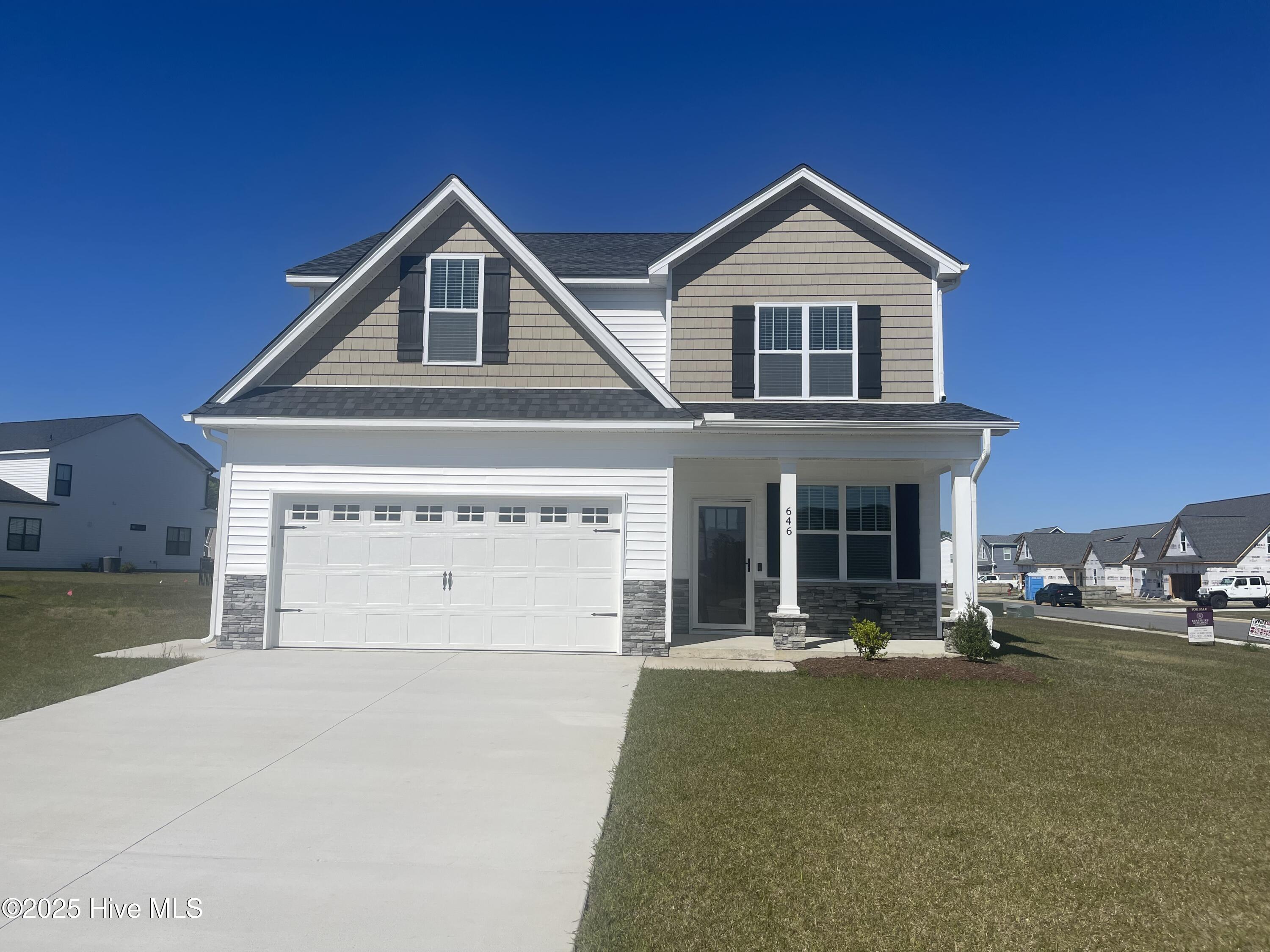 646 Norberry Drive Property Photo 2