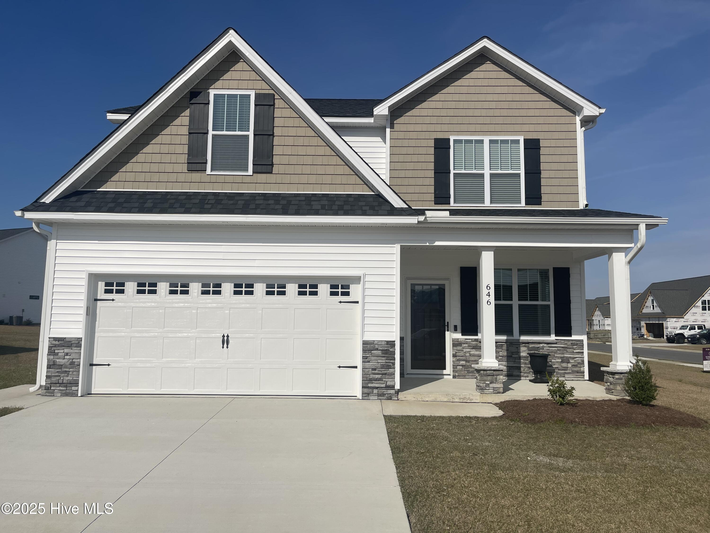 646 Norberry Drive Property Photo 3