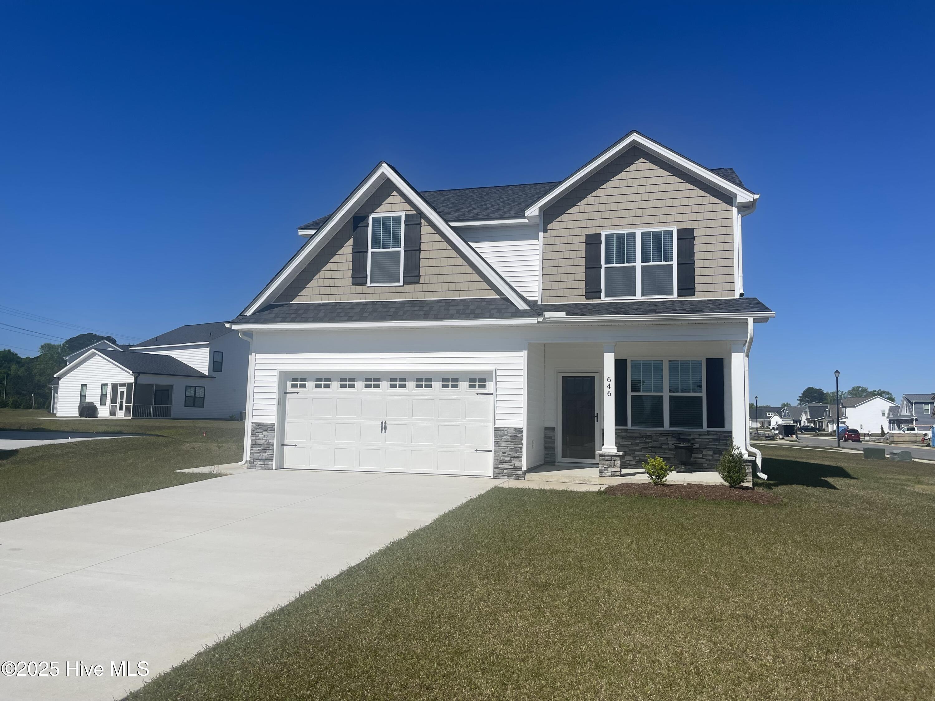 646 Norberry Drive Property Photo 4