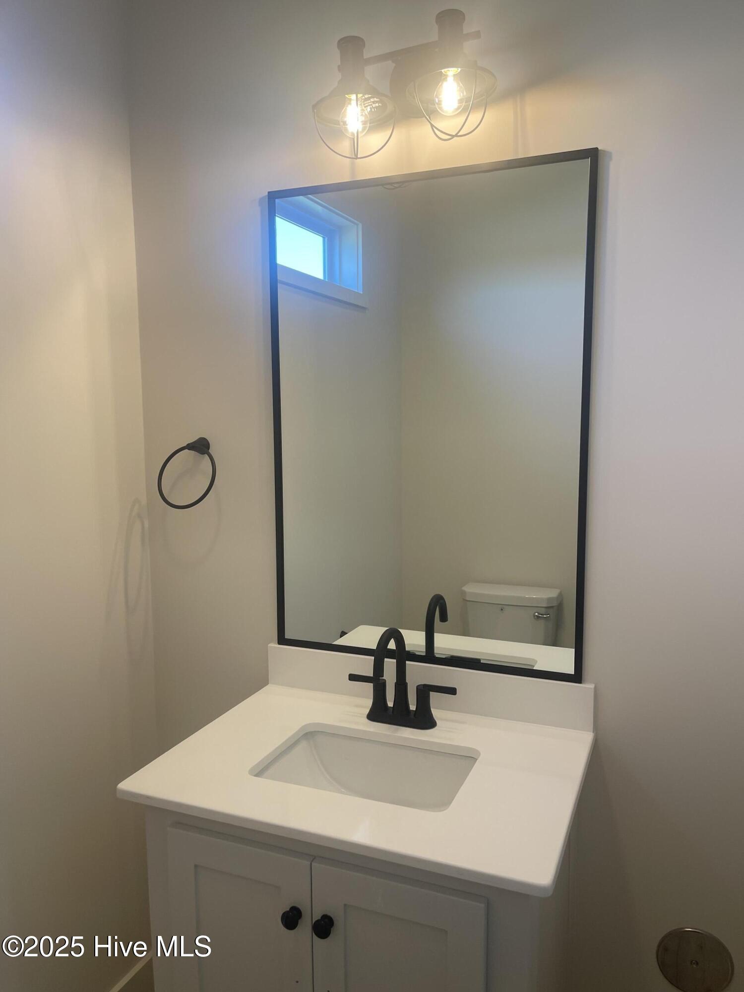 646 Norberry Drive Property Photo 13