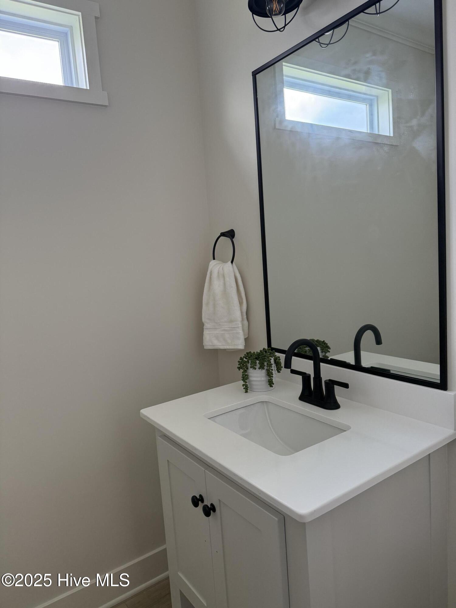 646 Norberry Drive Property Photo 13