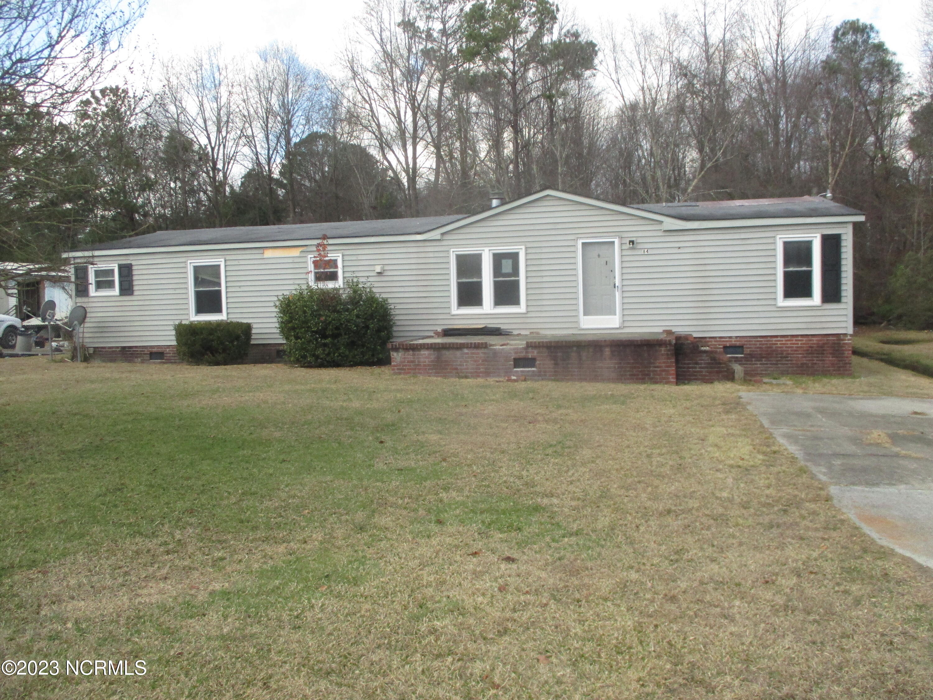 84 Hardy Drive Property Photo