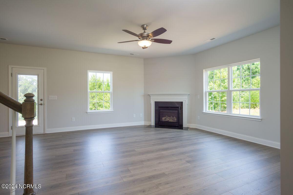1221 Mandevilla Drive Property Photo 6