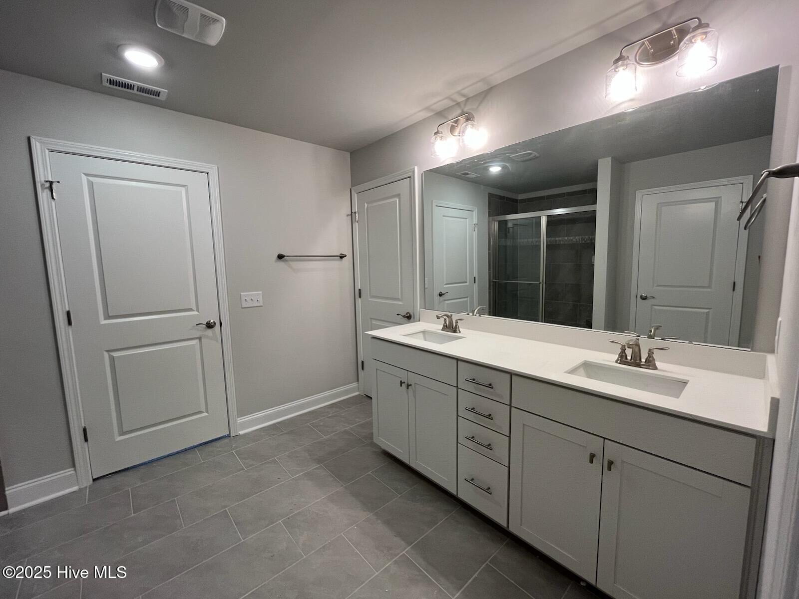 1221 Mandevilla Drive Property Photo 26