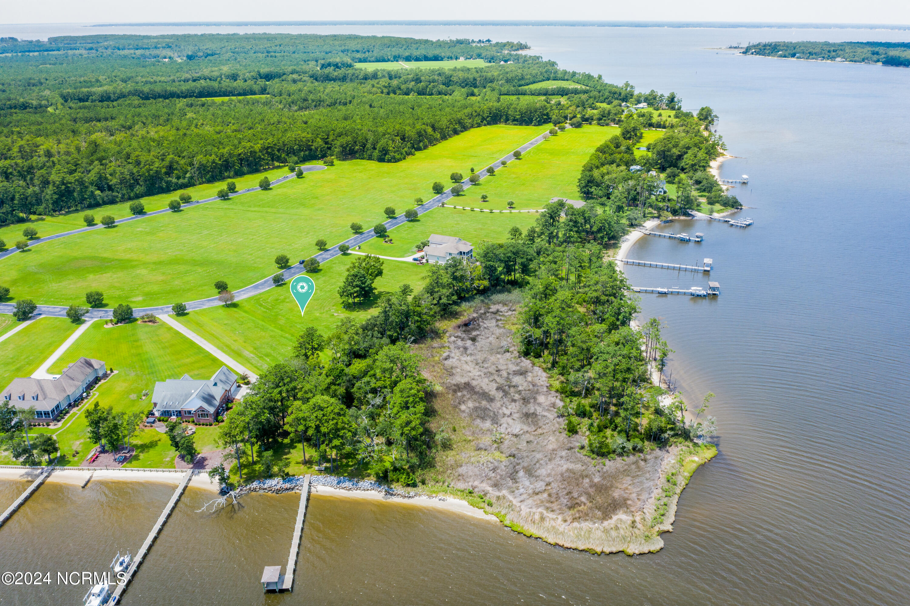 131 Waterway Drive Property Photo 4