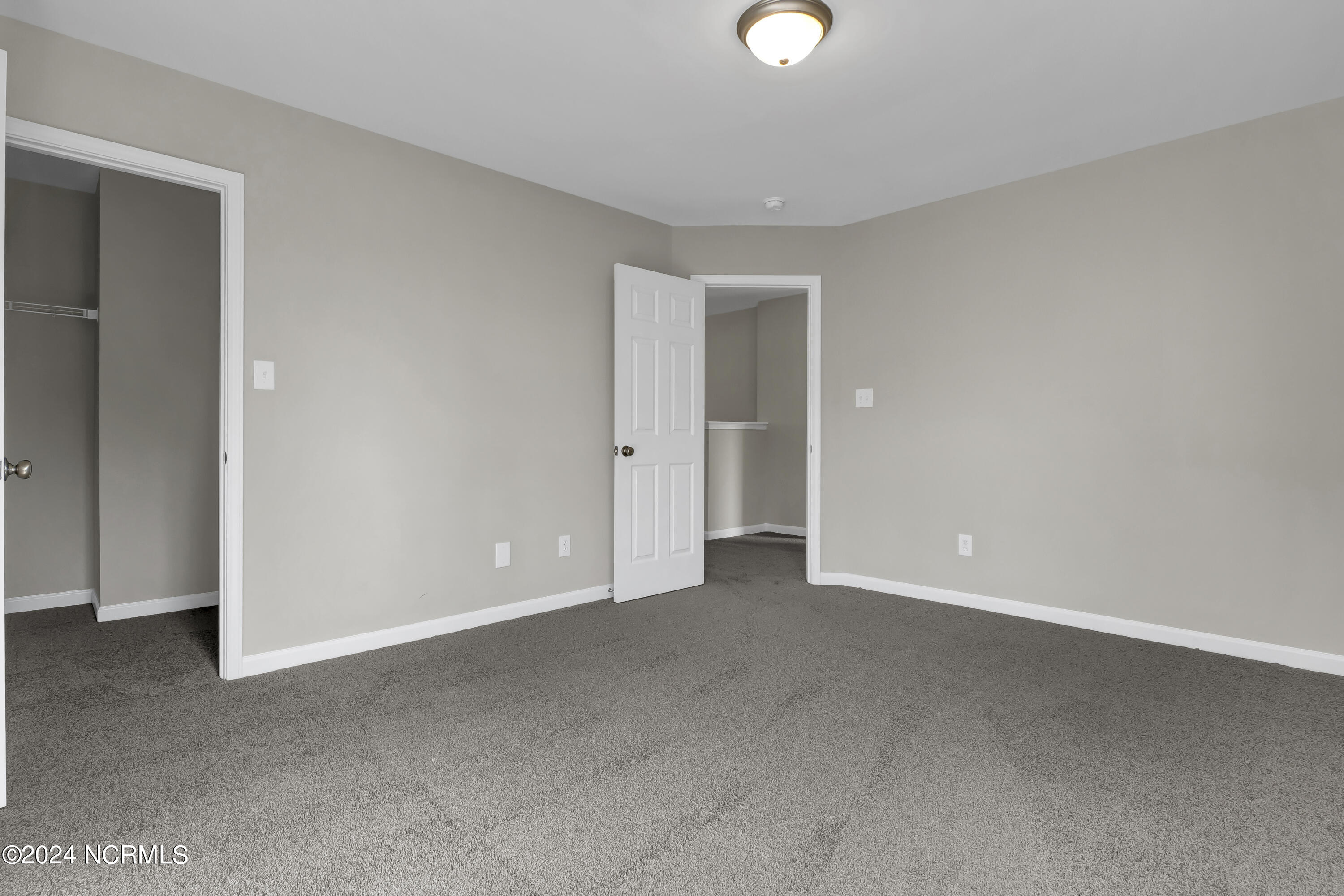 100 Loyd Lane Property Photo 27