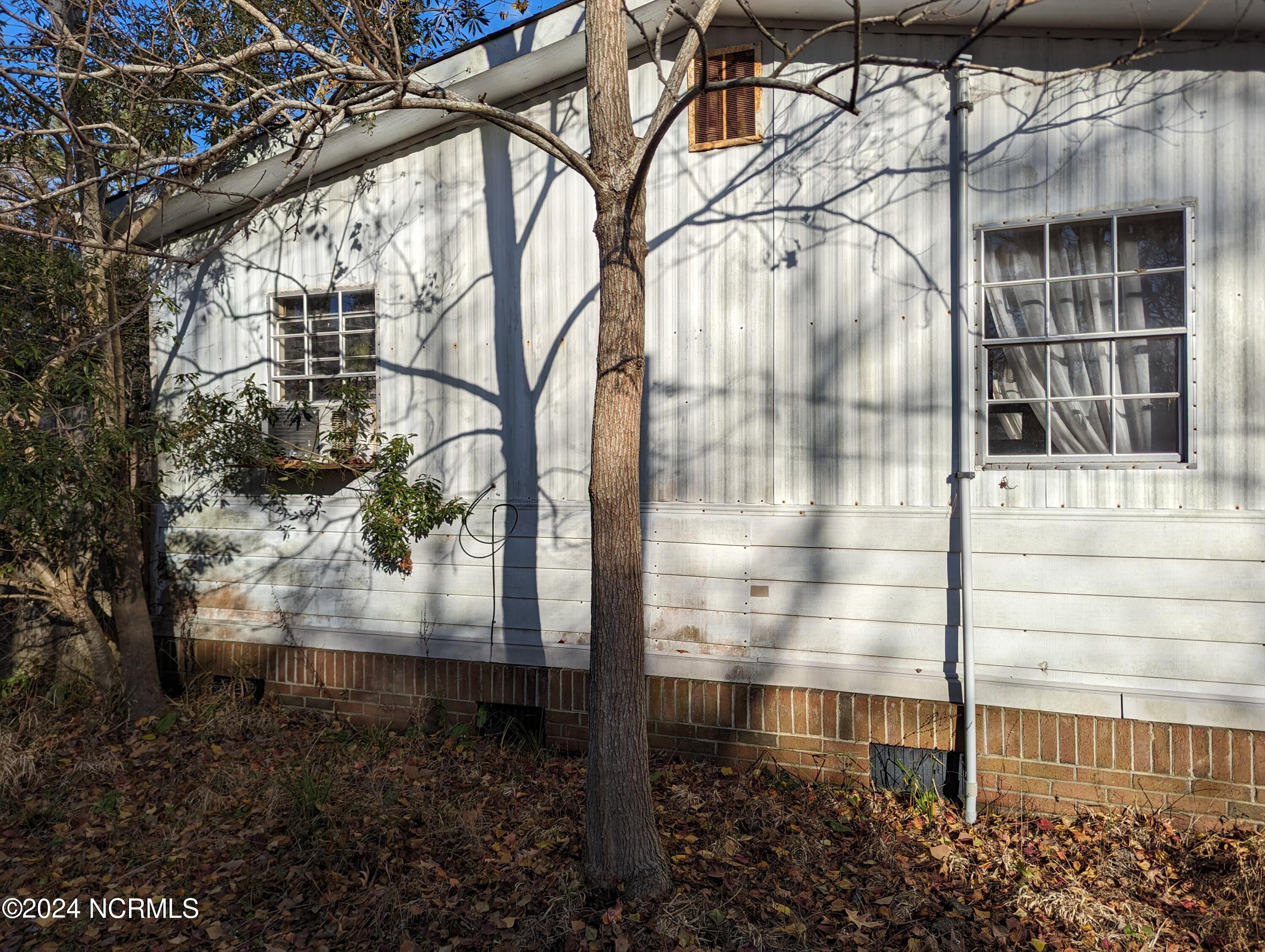 110 Windwood Drive Property Photo 4