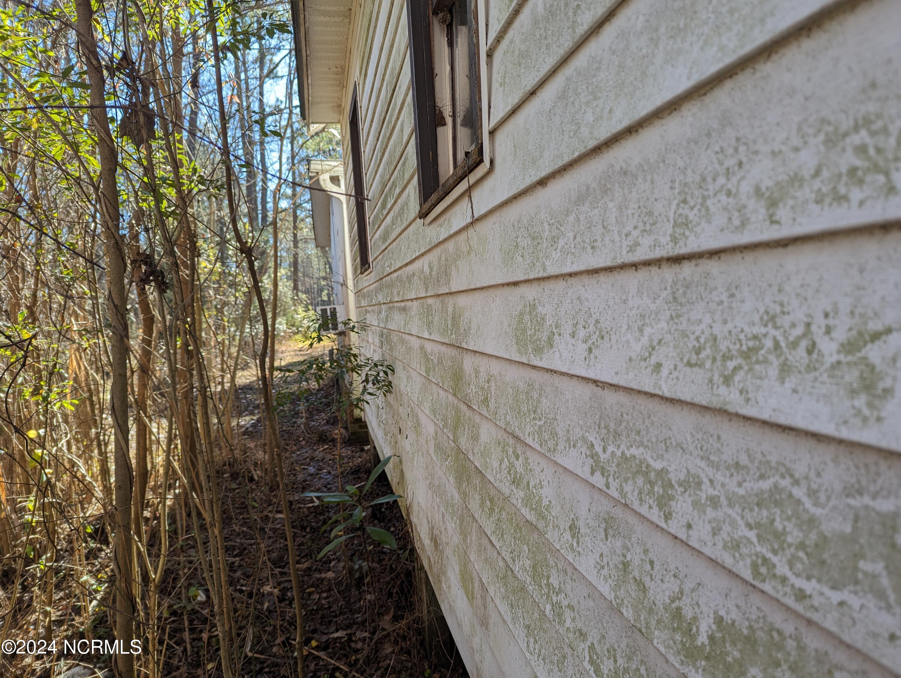 110 Windwood Drive Property Photo 7