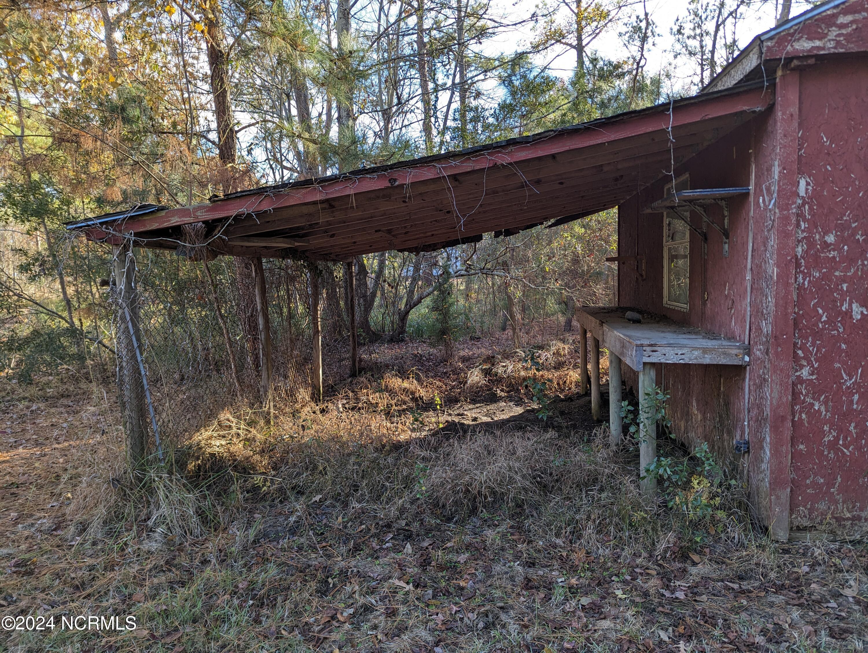 110 Windwood Drive Property Photo 8