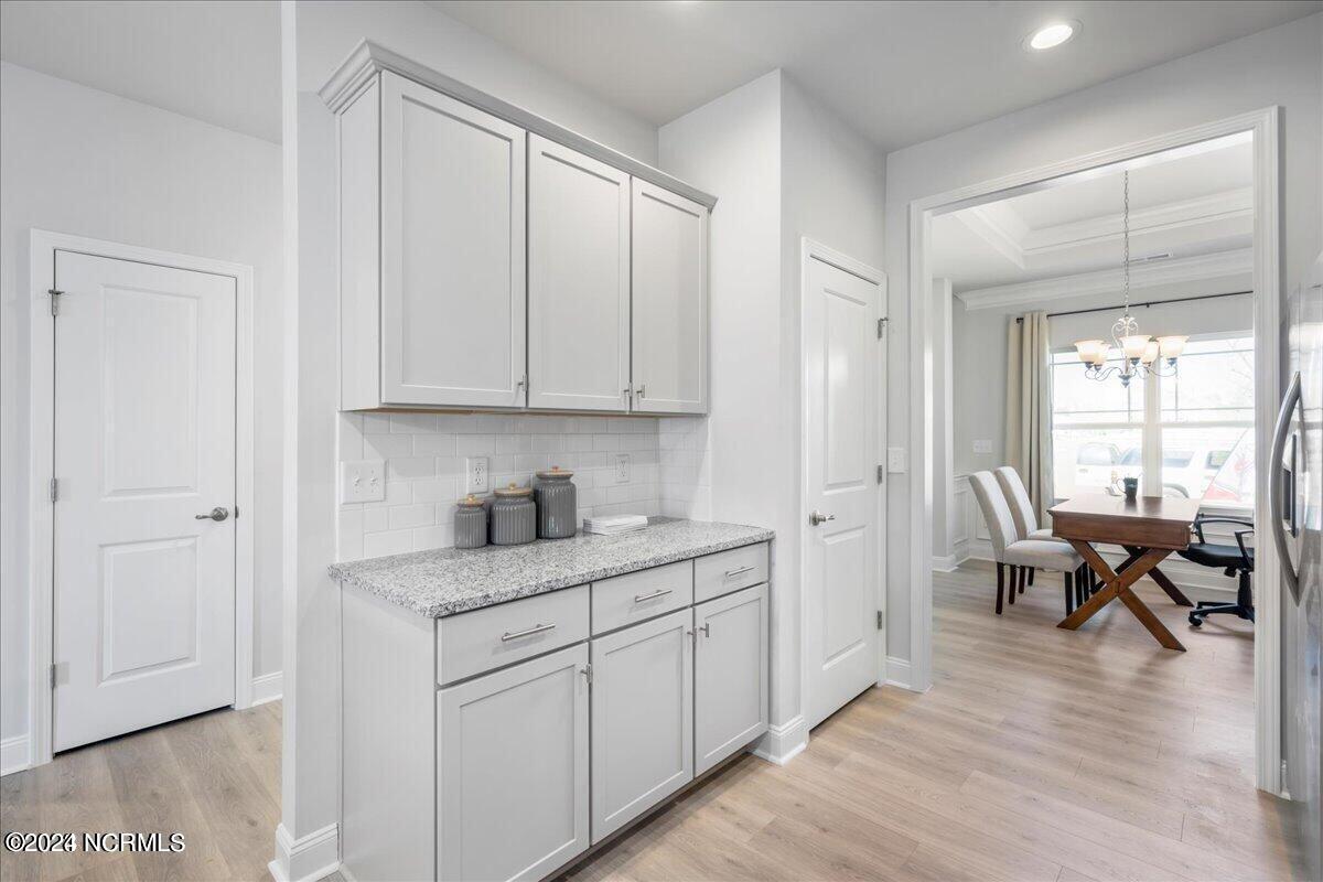 1202 Isu Court Property Photo 8