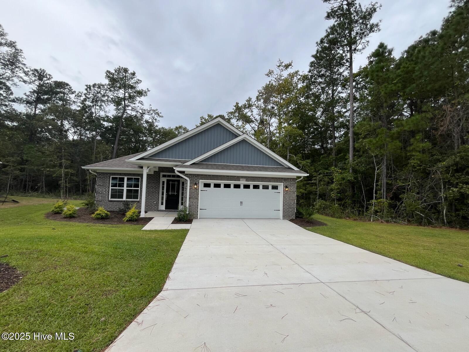 1207 Mandevilla Drive SE Property Photo 1