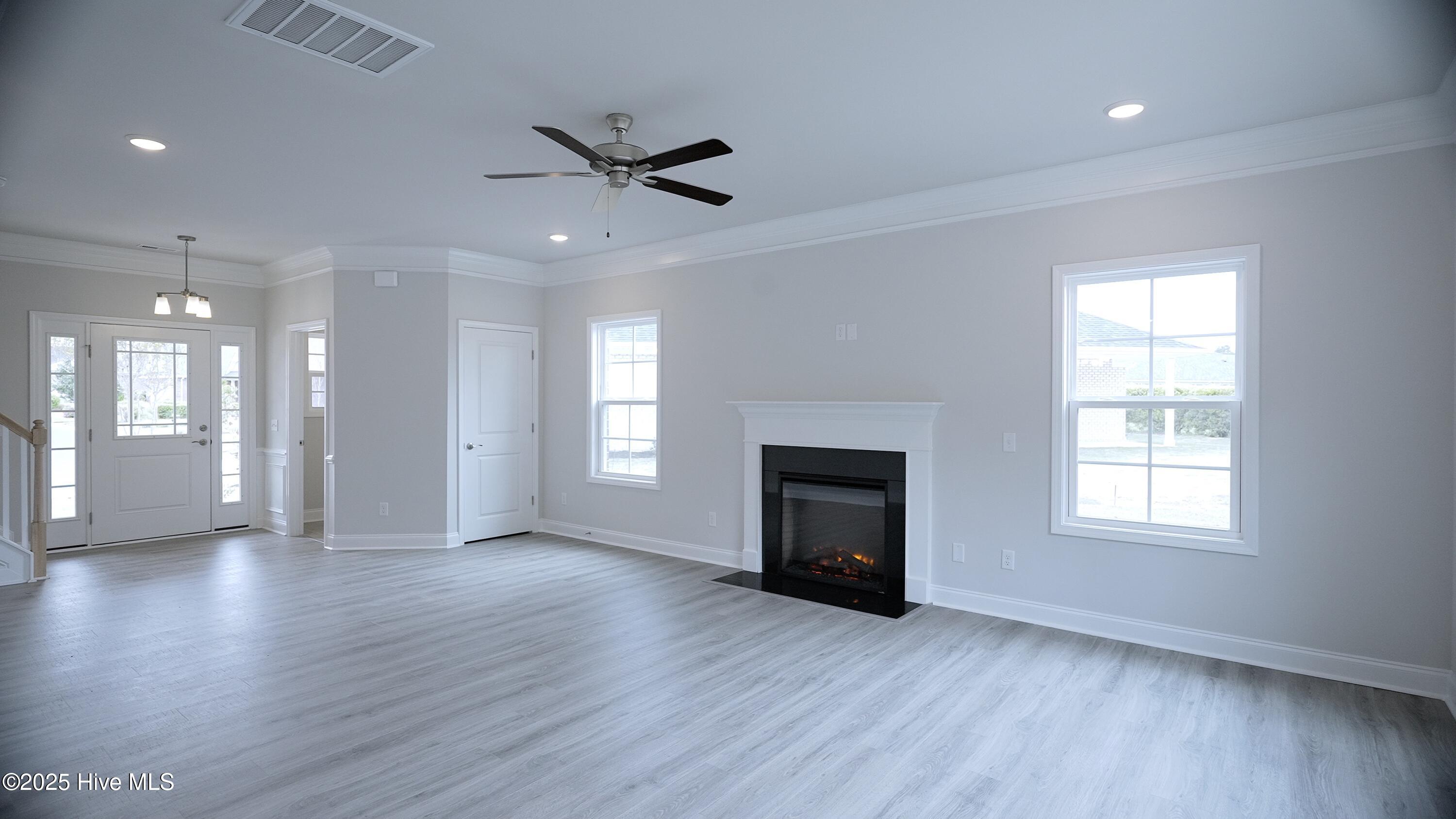 1200 Isu Court Property Photo 9