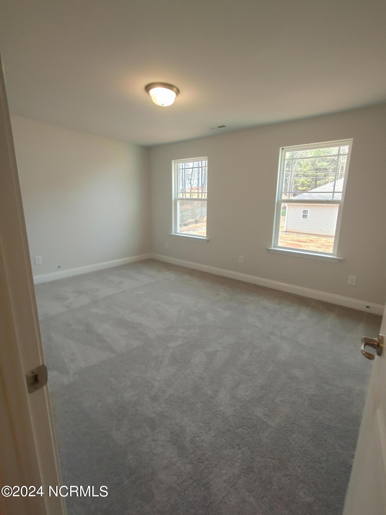 605 Central Park Way Property Photo 21