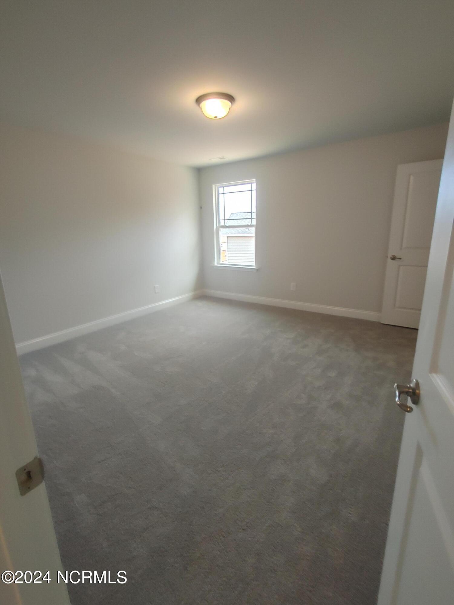 605 Central Park Way Property Photo 24