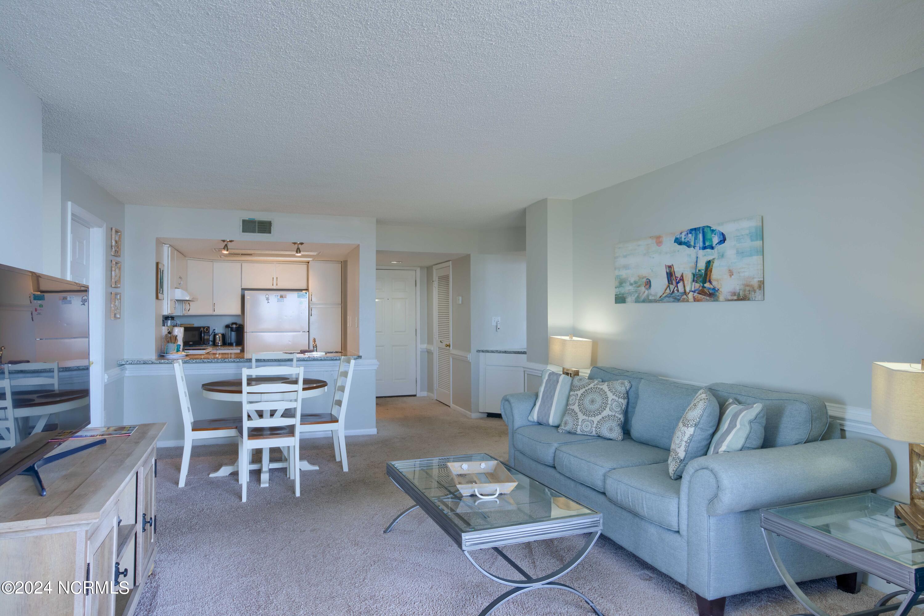2000 New River Inlet Road 1305 Property Photo 7