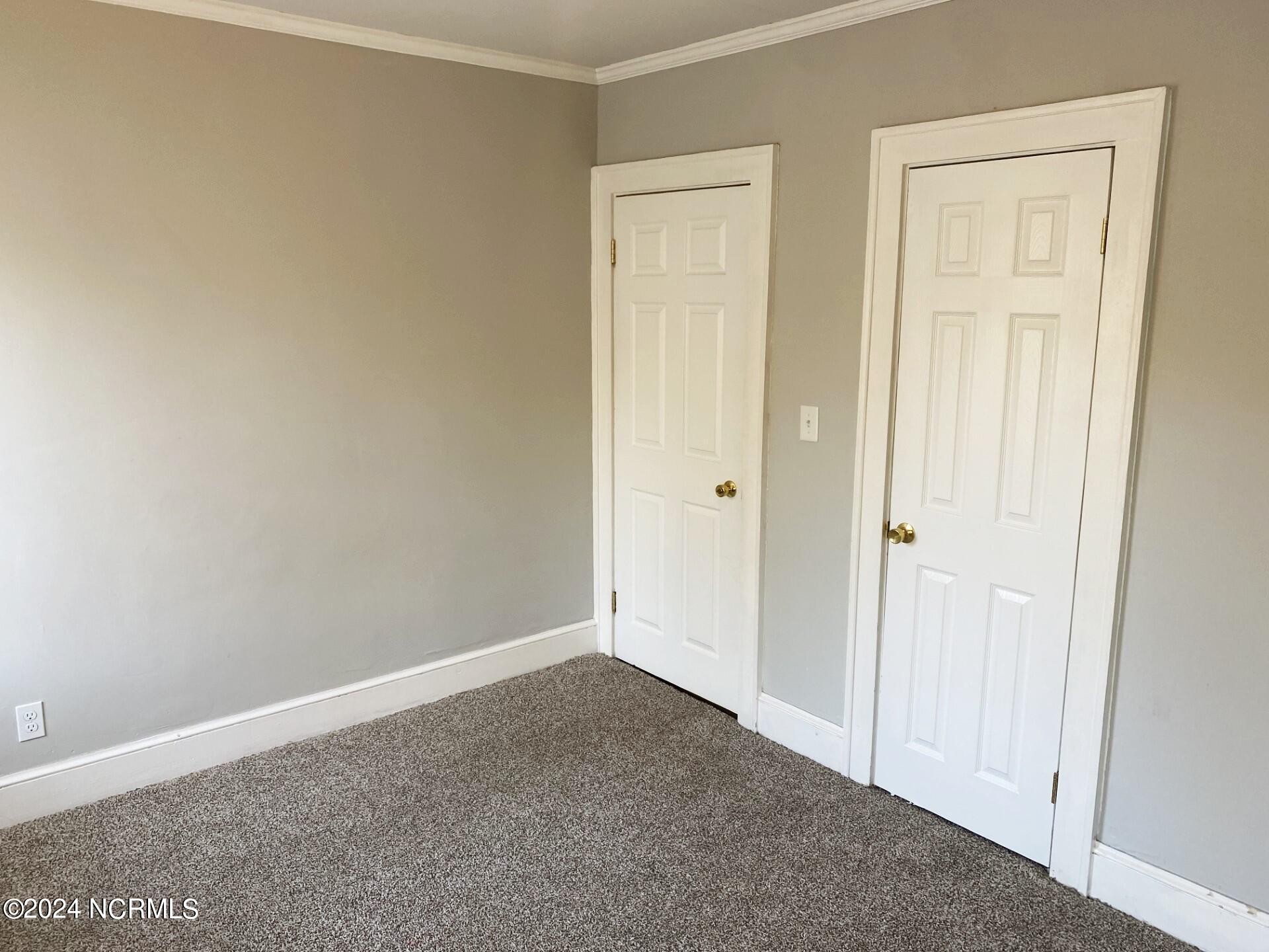 1306 N Respess Street Property Photo 14