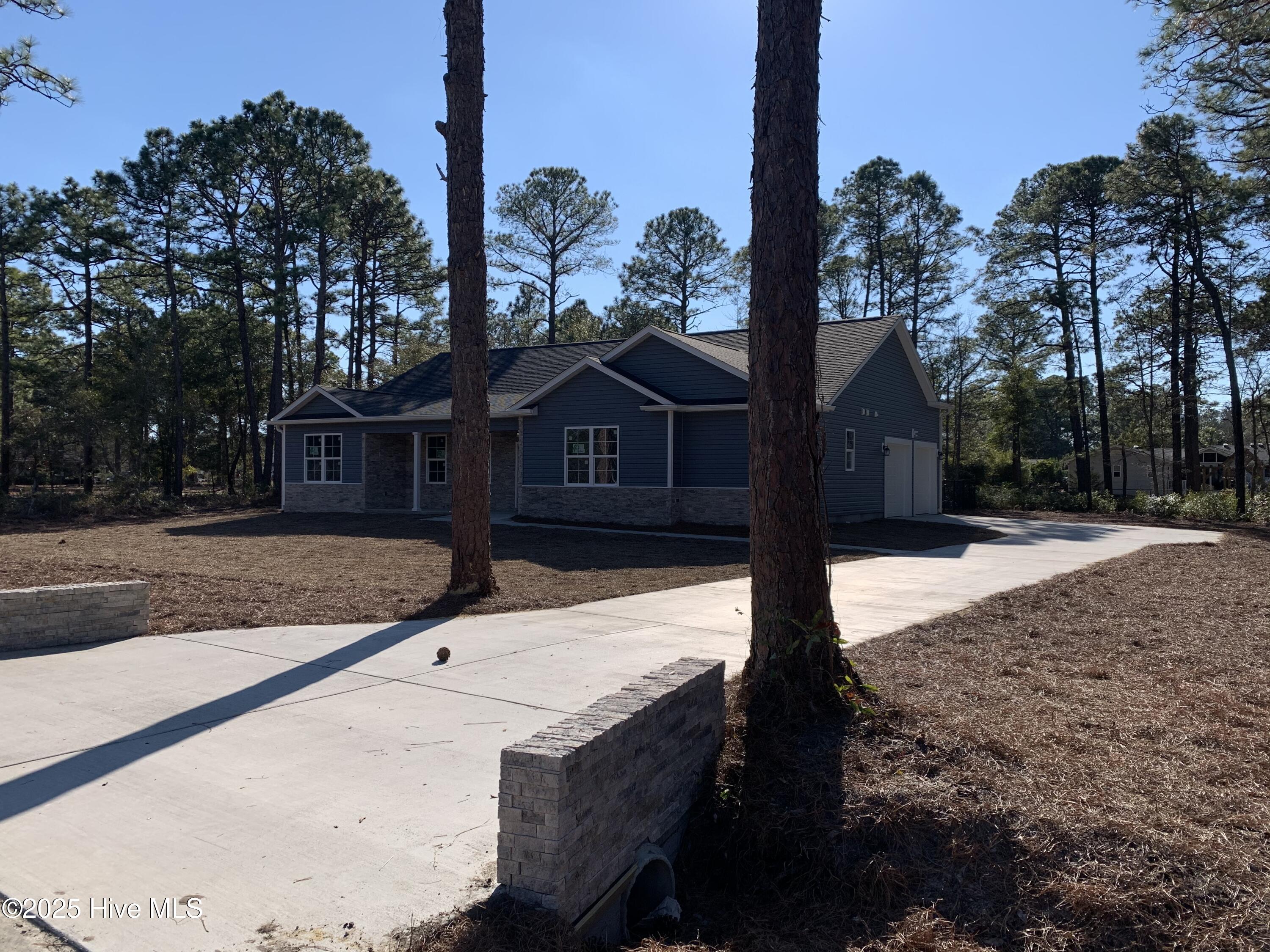 80 Pinewood Drive Property Photo 2