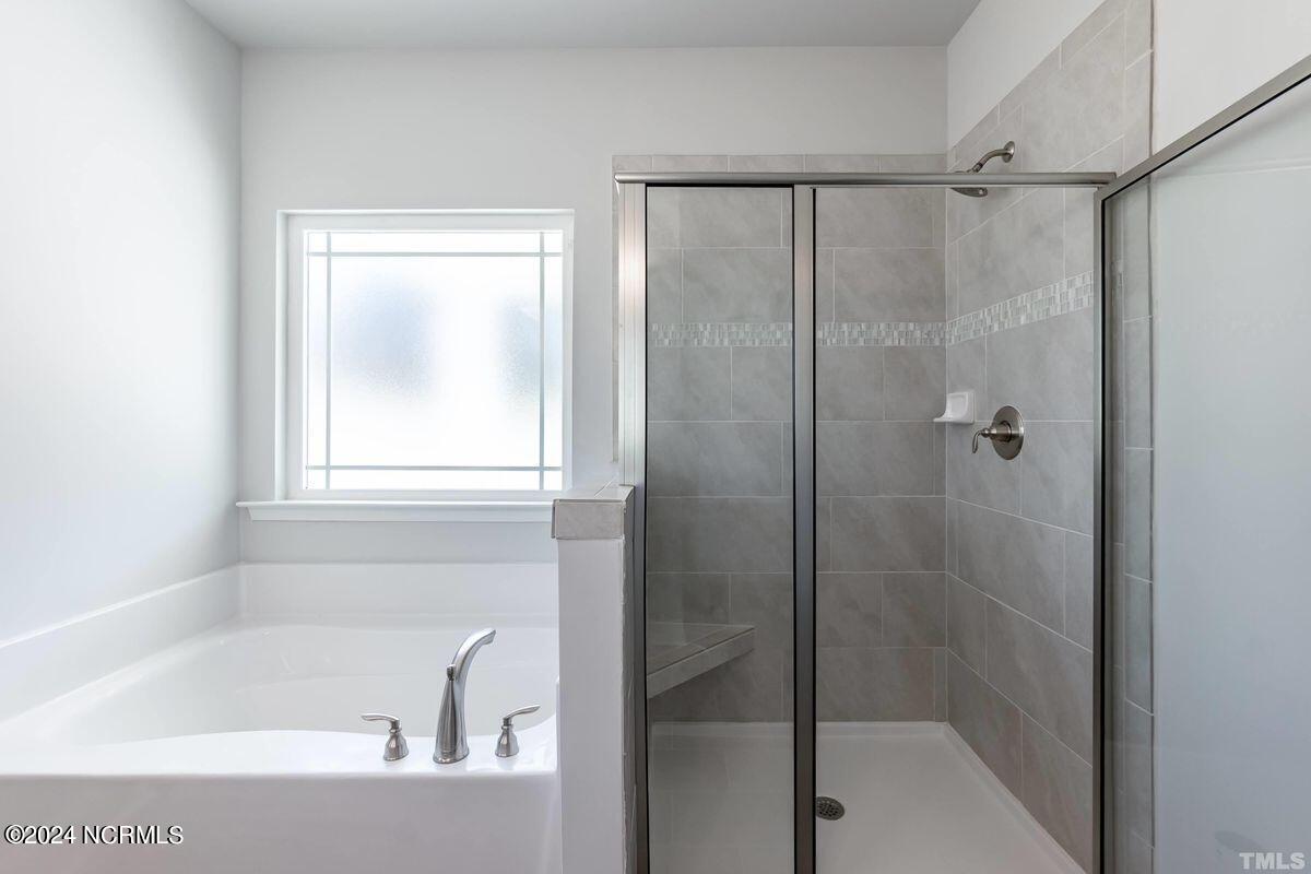 1224 Mandevilla Drive Property Photo 24