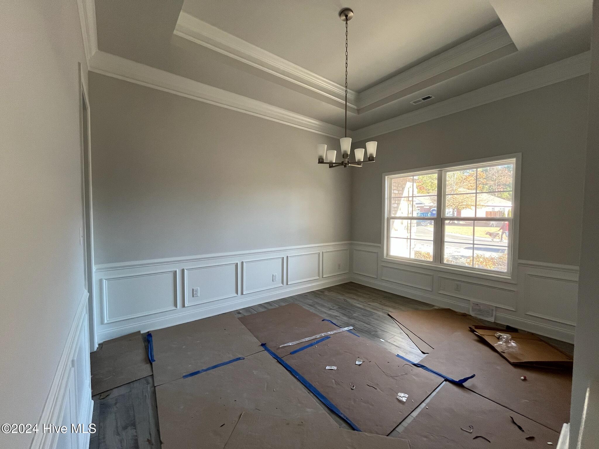 1206 Liset Court Property Photo 4