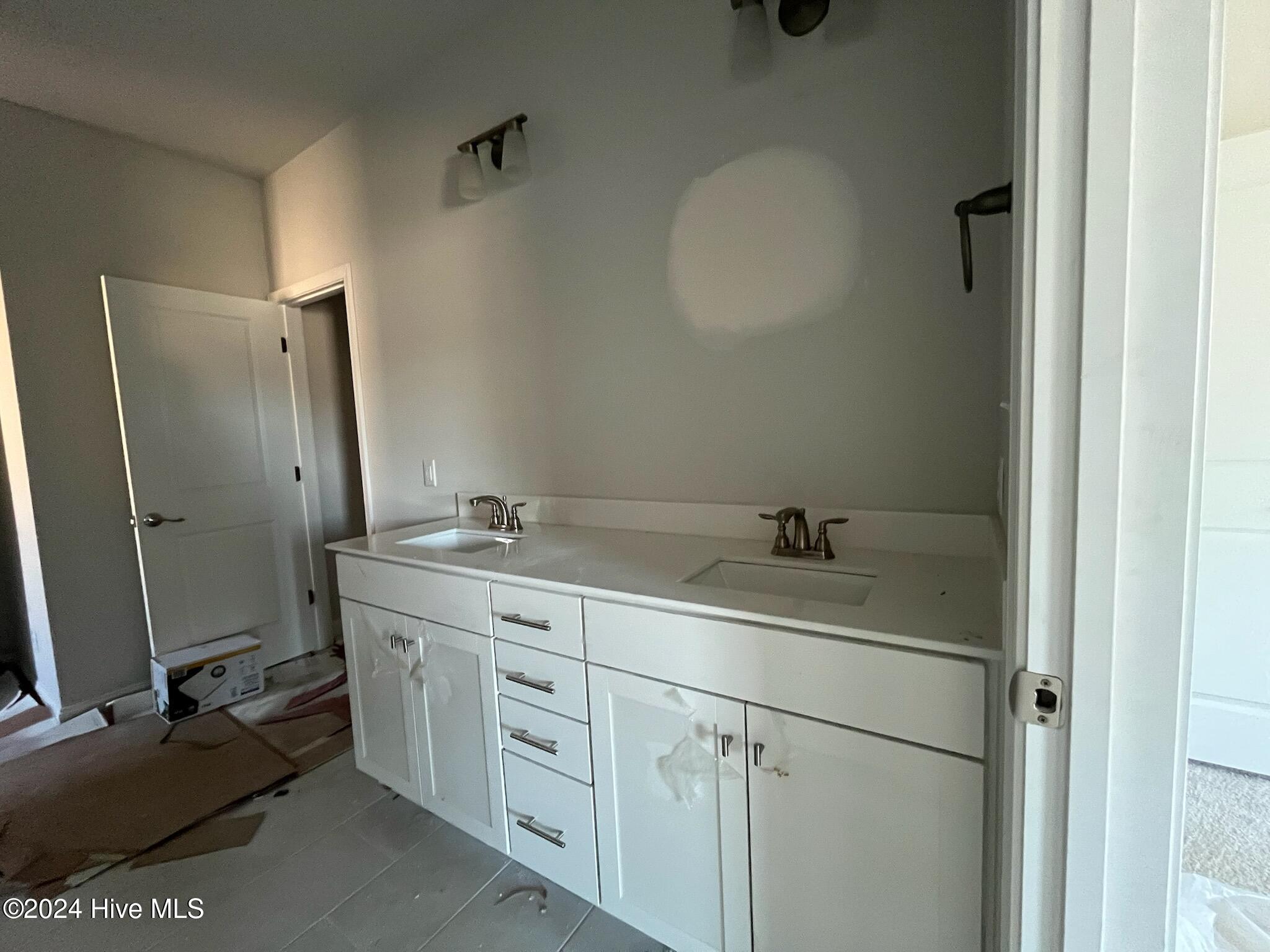 1206 Liset Court Property Photo 11