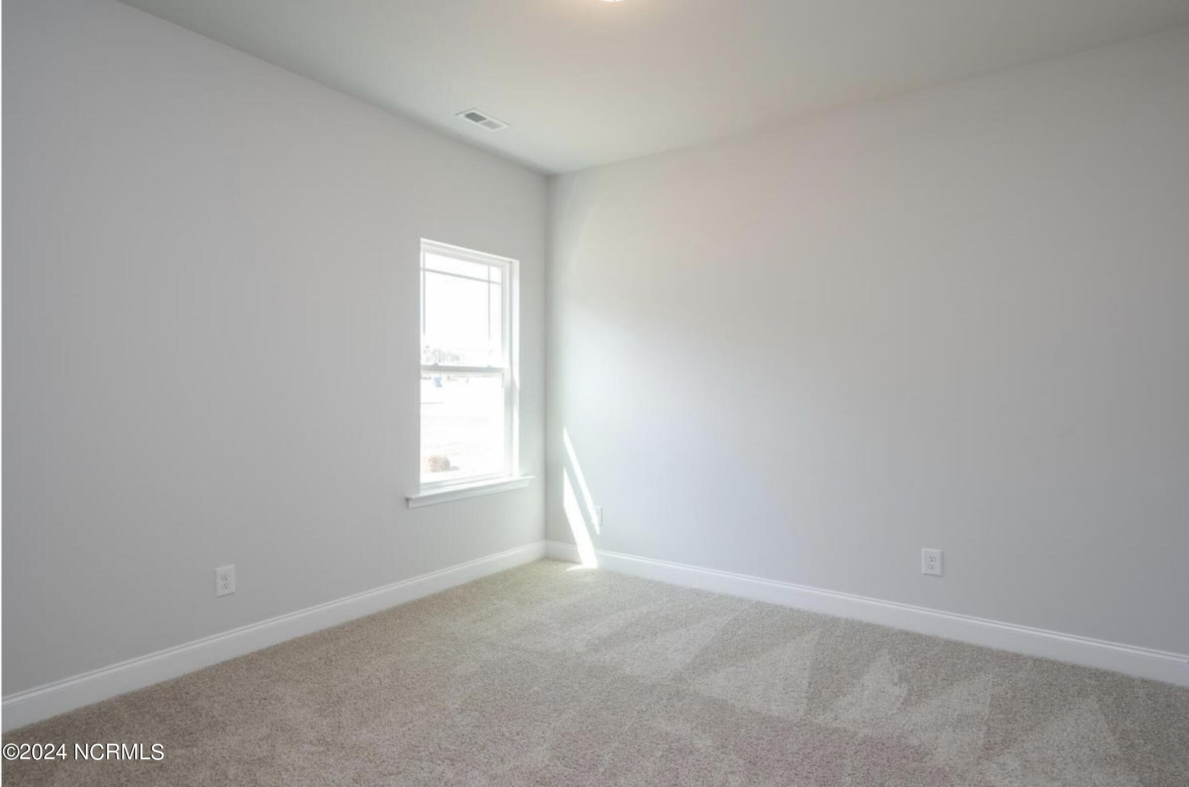1206 Liset Court Property Photo 28
