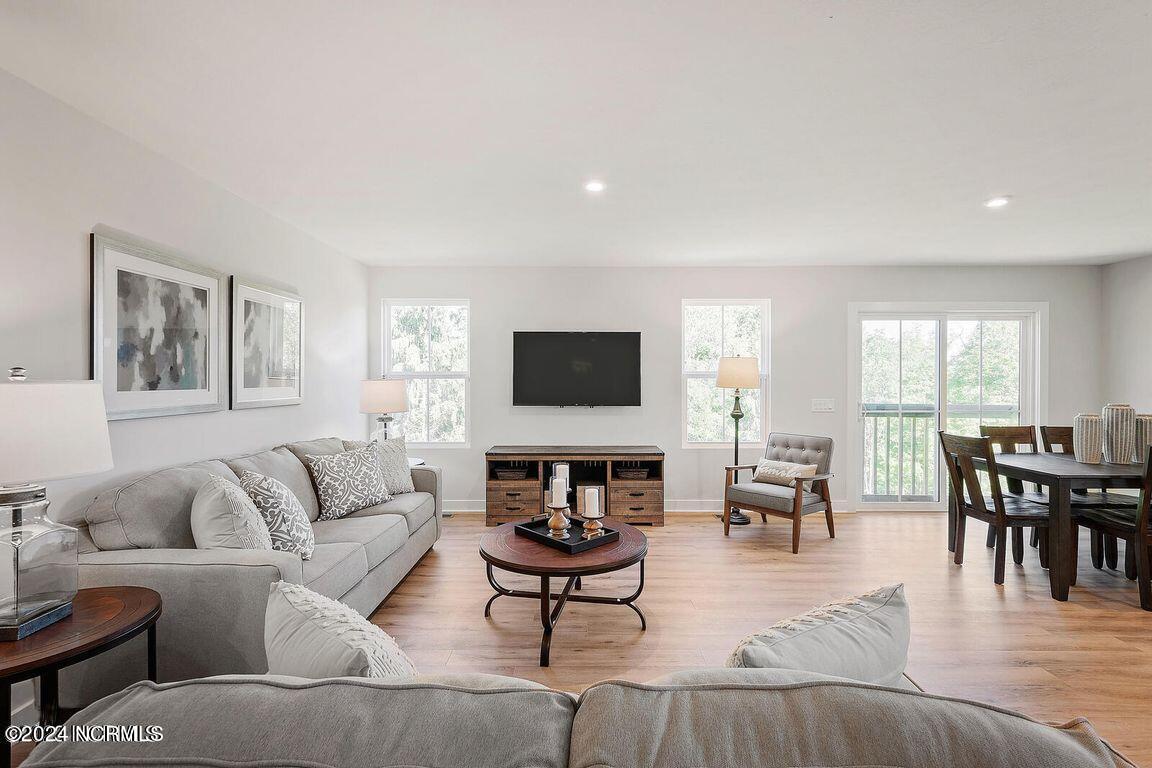 26 Deerfield Lane Property Photo 2