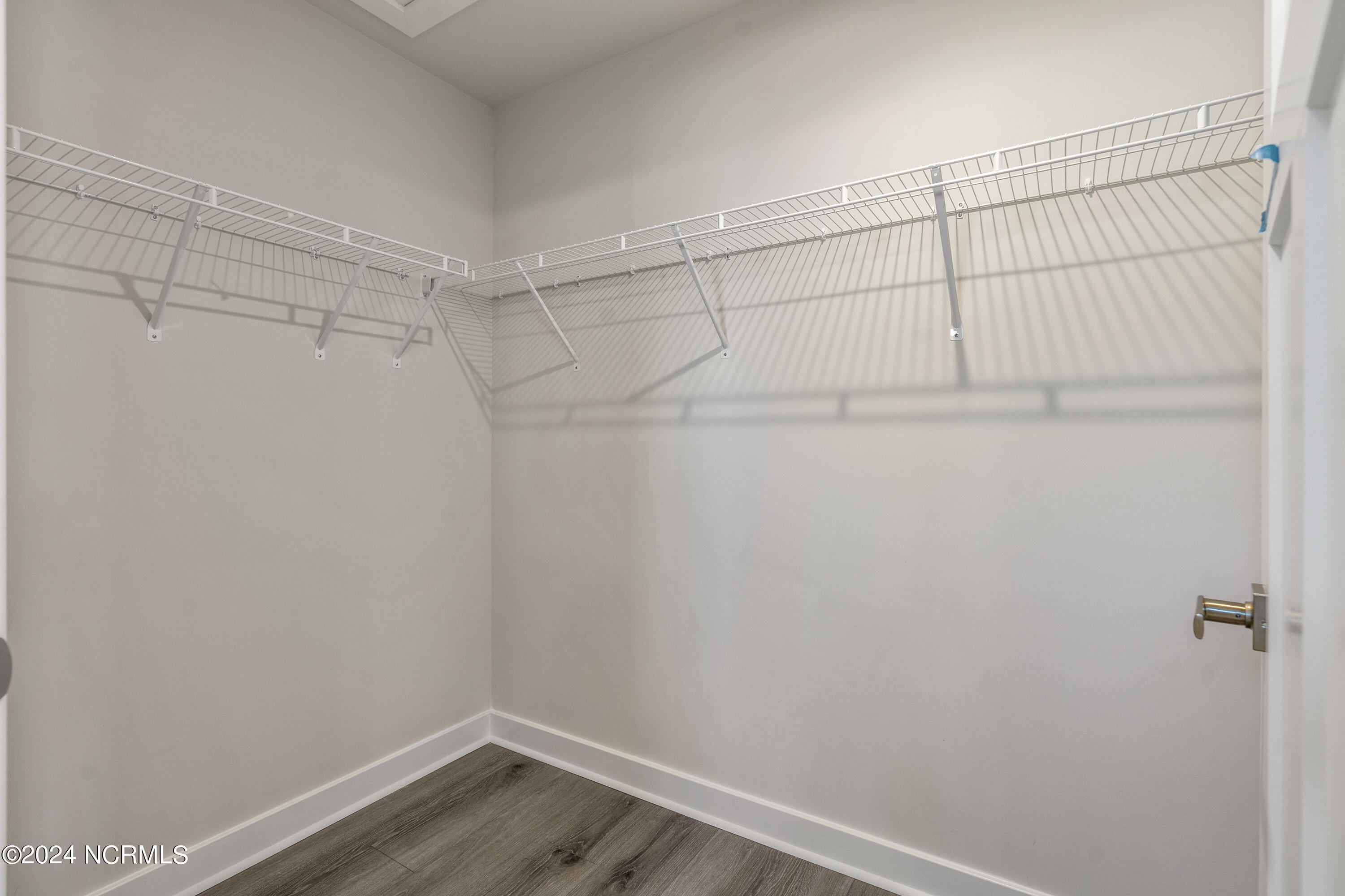 76 Deerfield Lane Property Photo 8