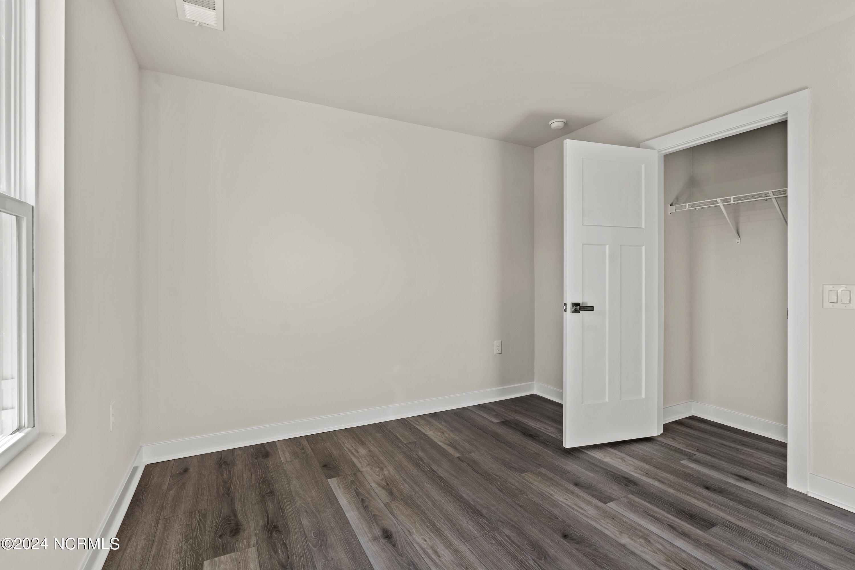 76 Deerfield Lane Property Photo 10