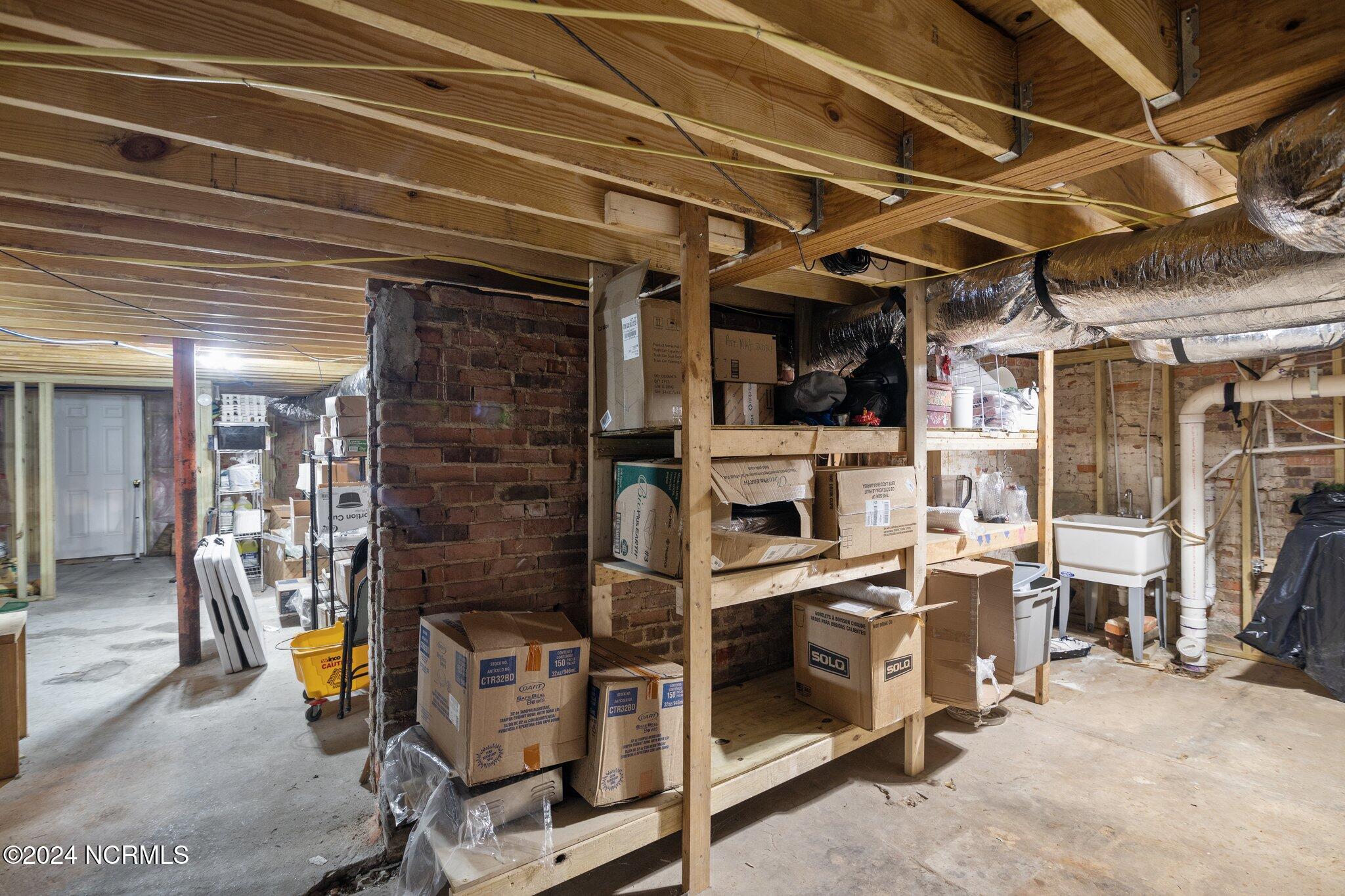 108 E Water Street Street Property Photo 30