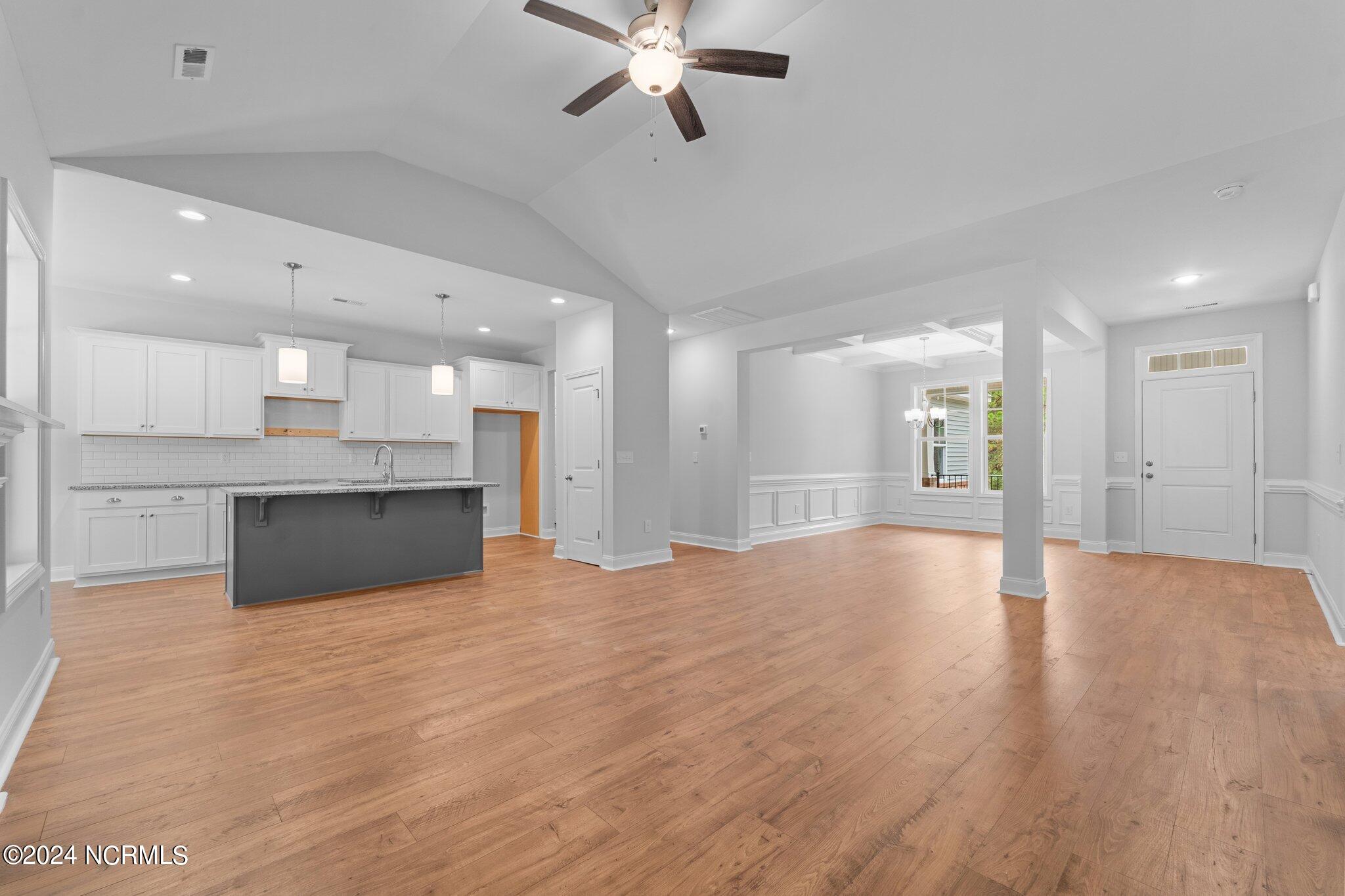 17 Woodland Circle Property Photo 7