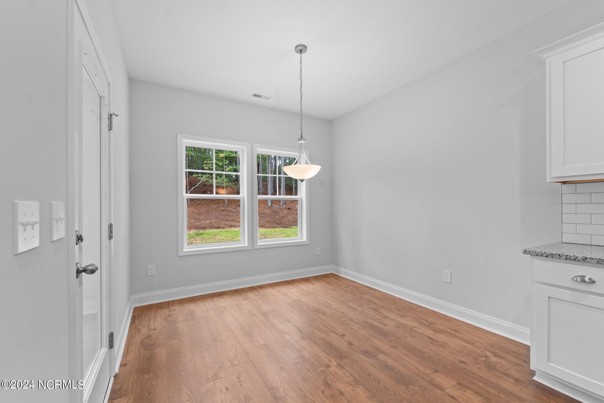 17 Woodland Circle Property Photo 13