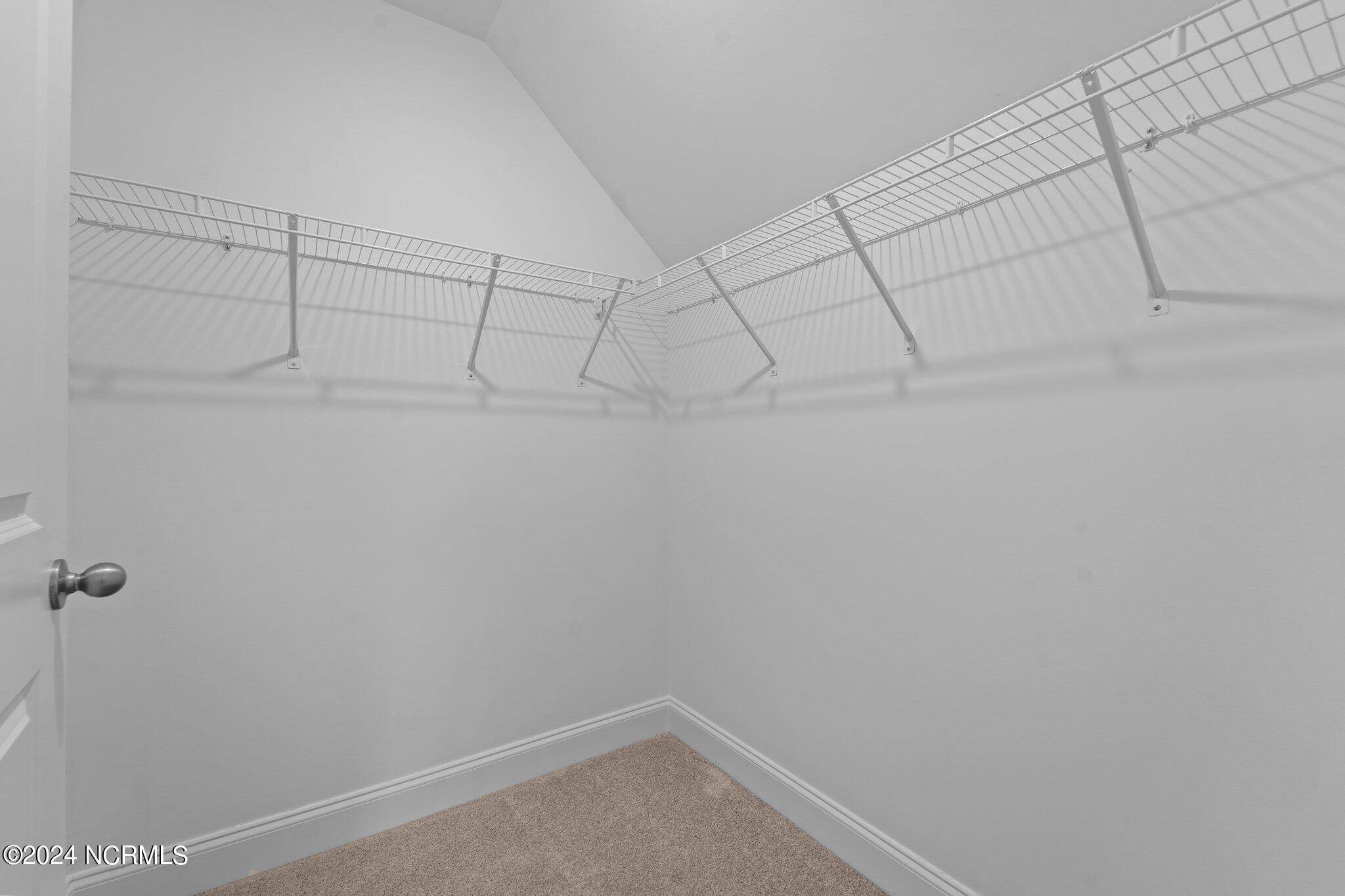 17 Woodland Circle Property Photo 20