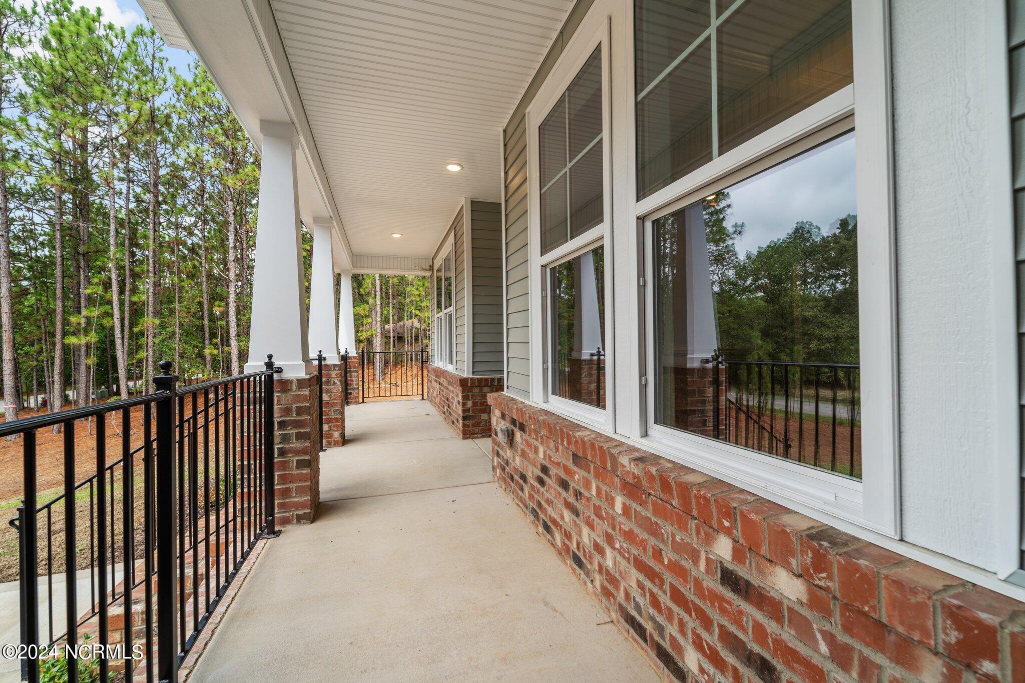 17 Woodland Circle Property Photo 33