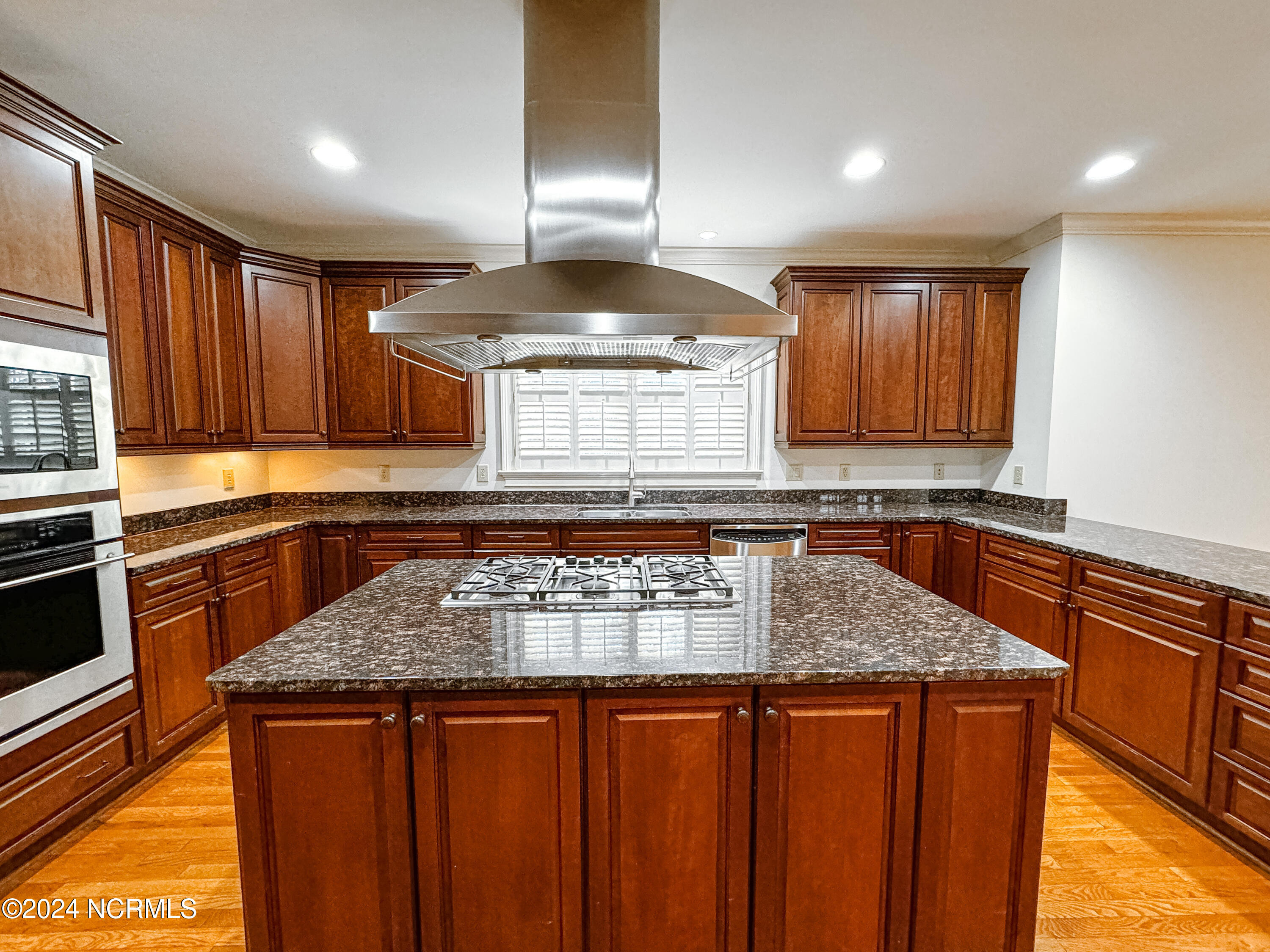 204 Maple Creek Drive Property Photo 16