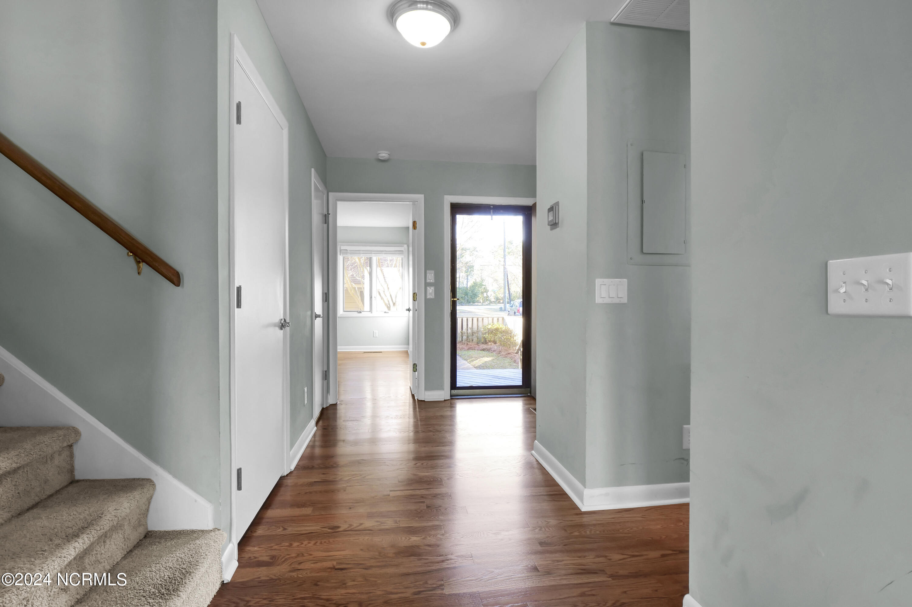 115 Egret Court Property Photo 3