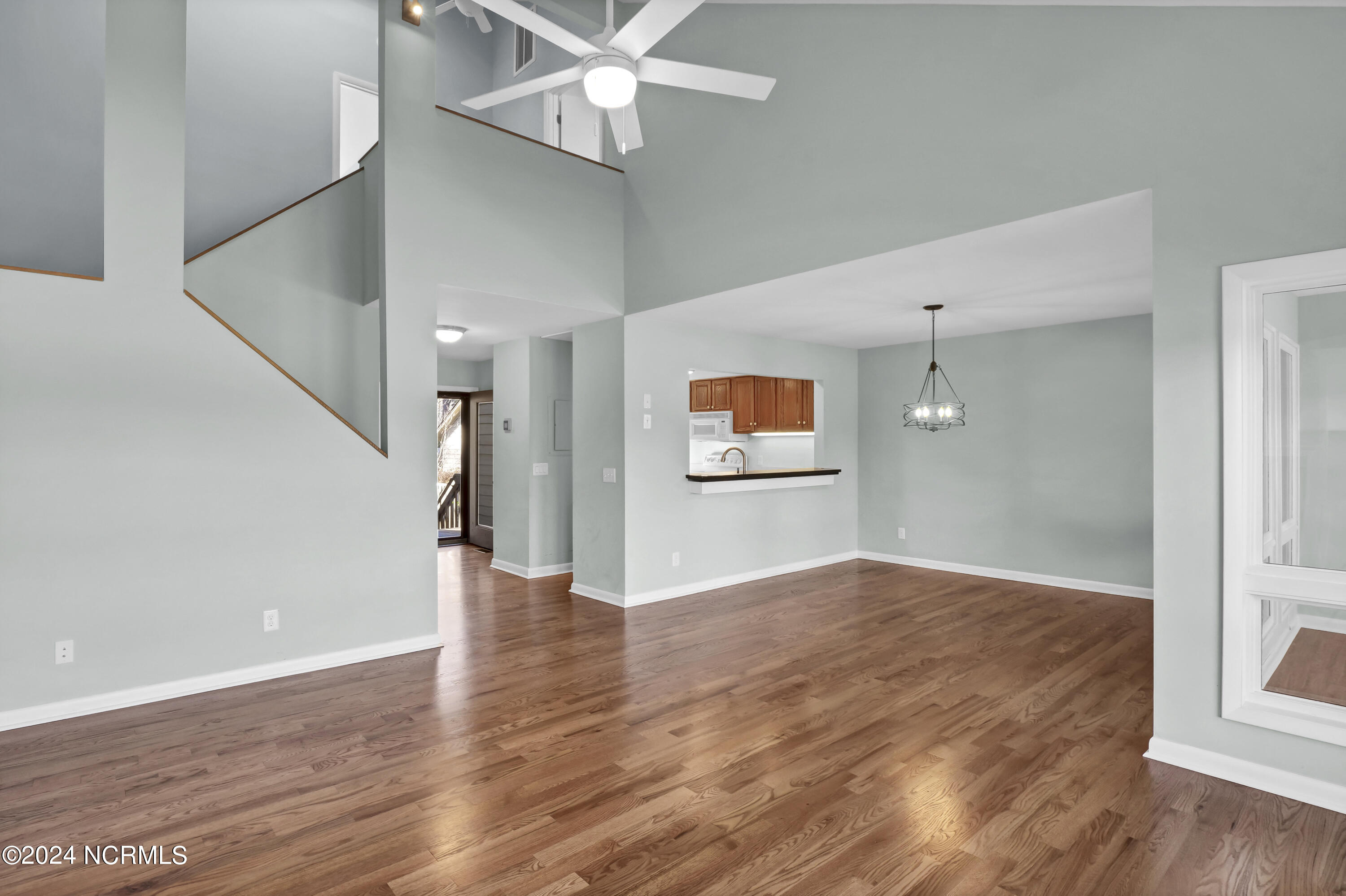 115 Egret Court Property Photo 7