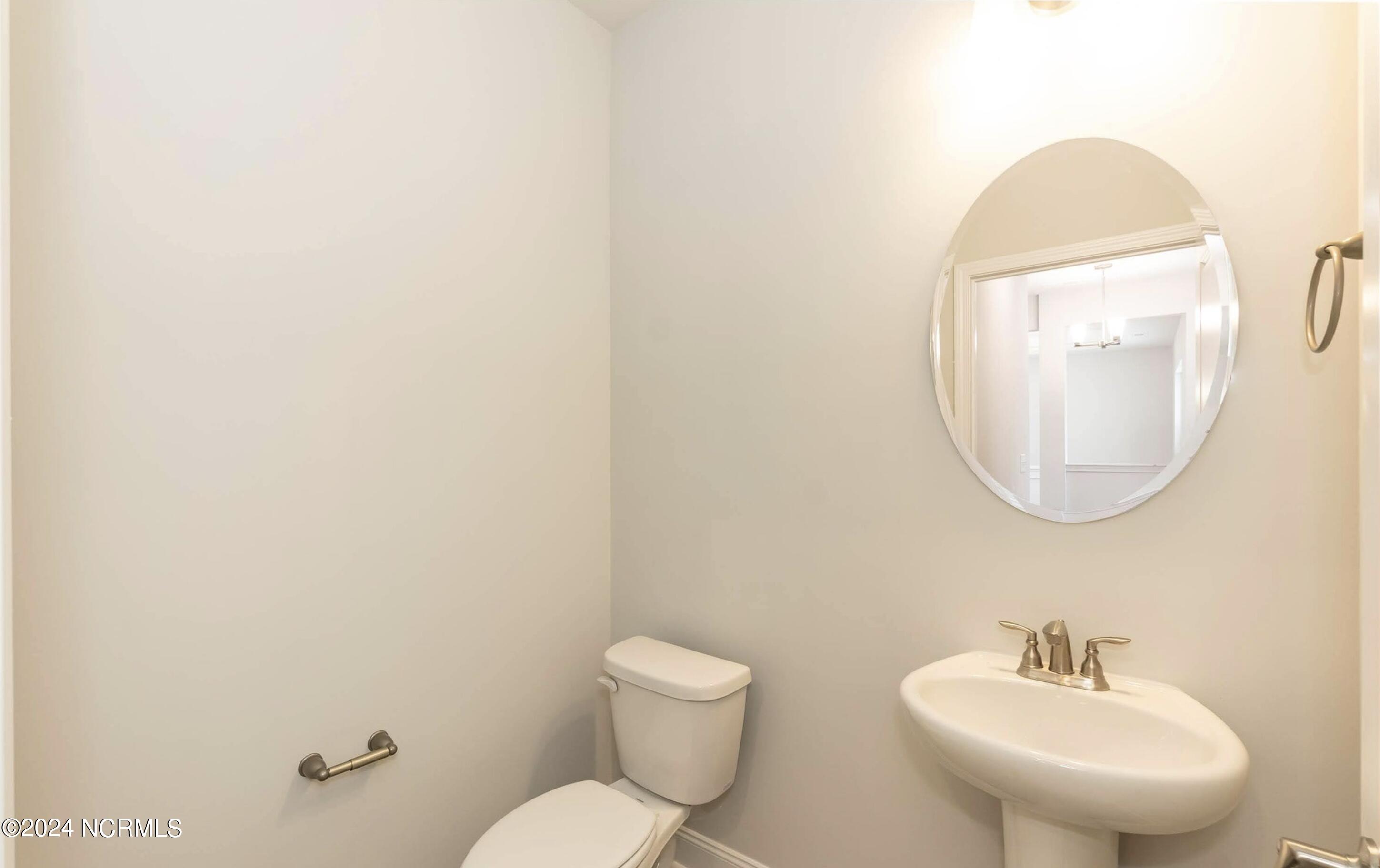1225 Mandevilla Drive Property Photo 33